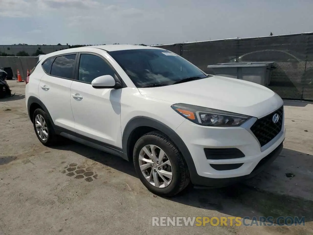 4 fotografías del automóvil dañado KM8J23A44KU872061 HYUNDAI TUCSON 2019