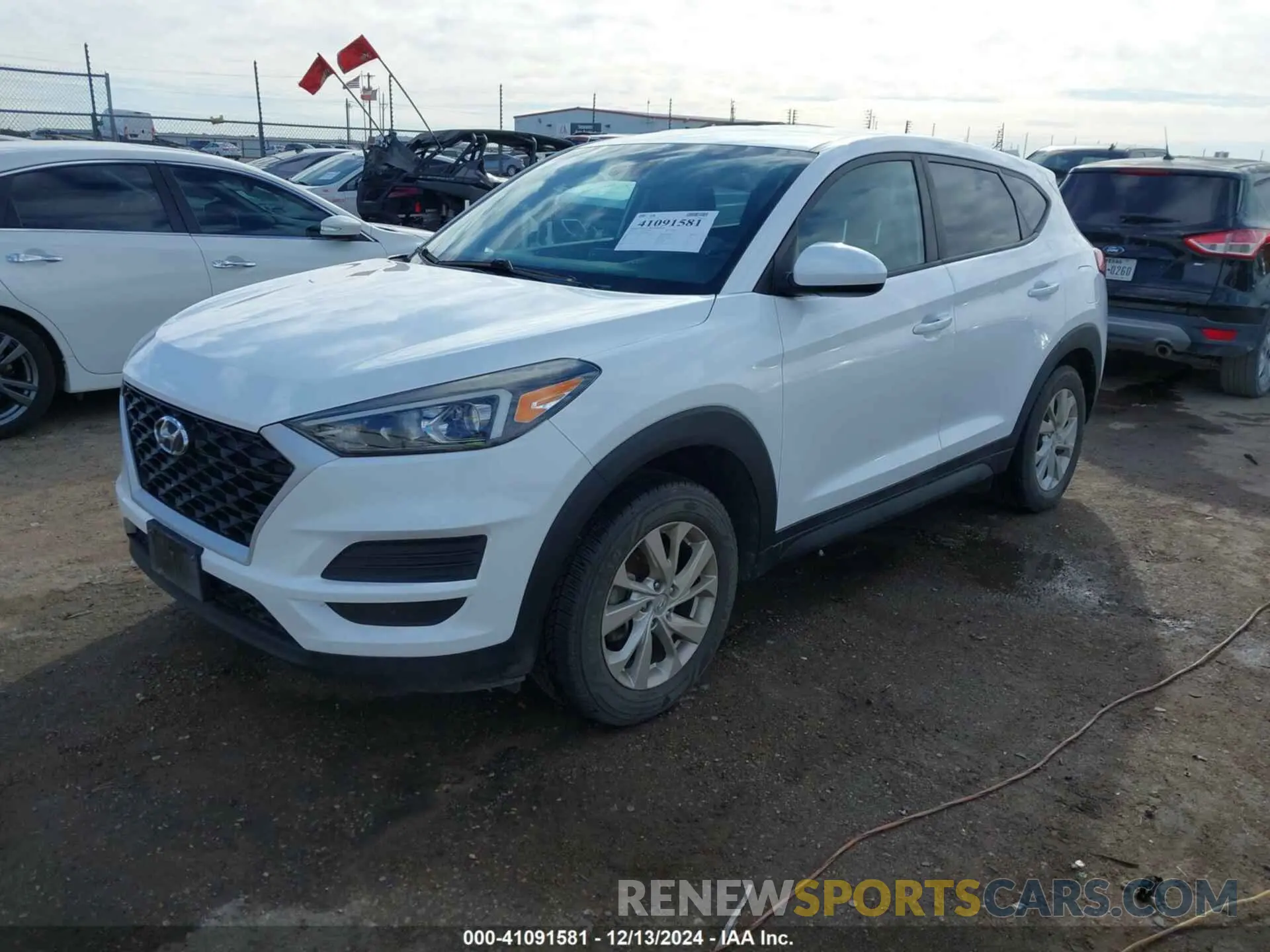 2 fotografías del automóvil dañado KM8J23A44KU888373 HYUNDAI TUCSON 2019