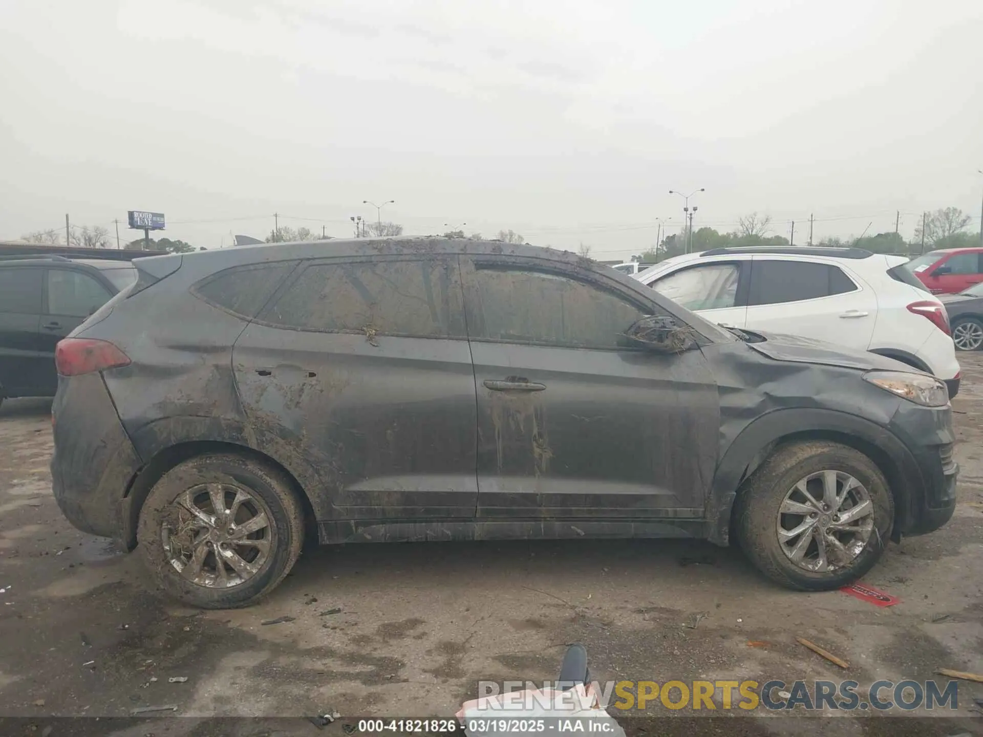 13 fotografías del automóvil dañado KM8J23A44KU967882 HYUNDAI TUCSON 2019