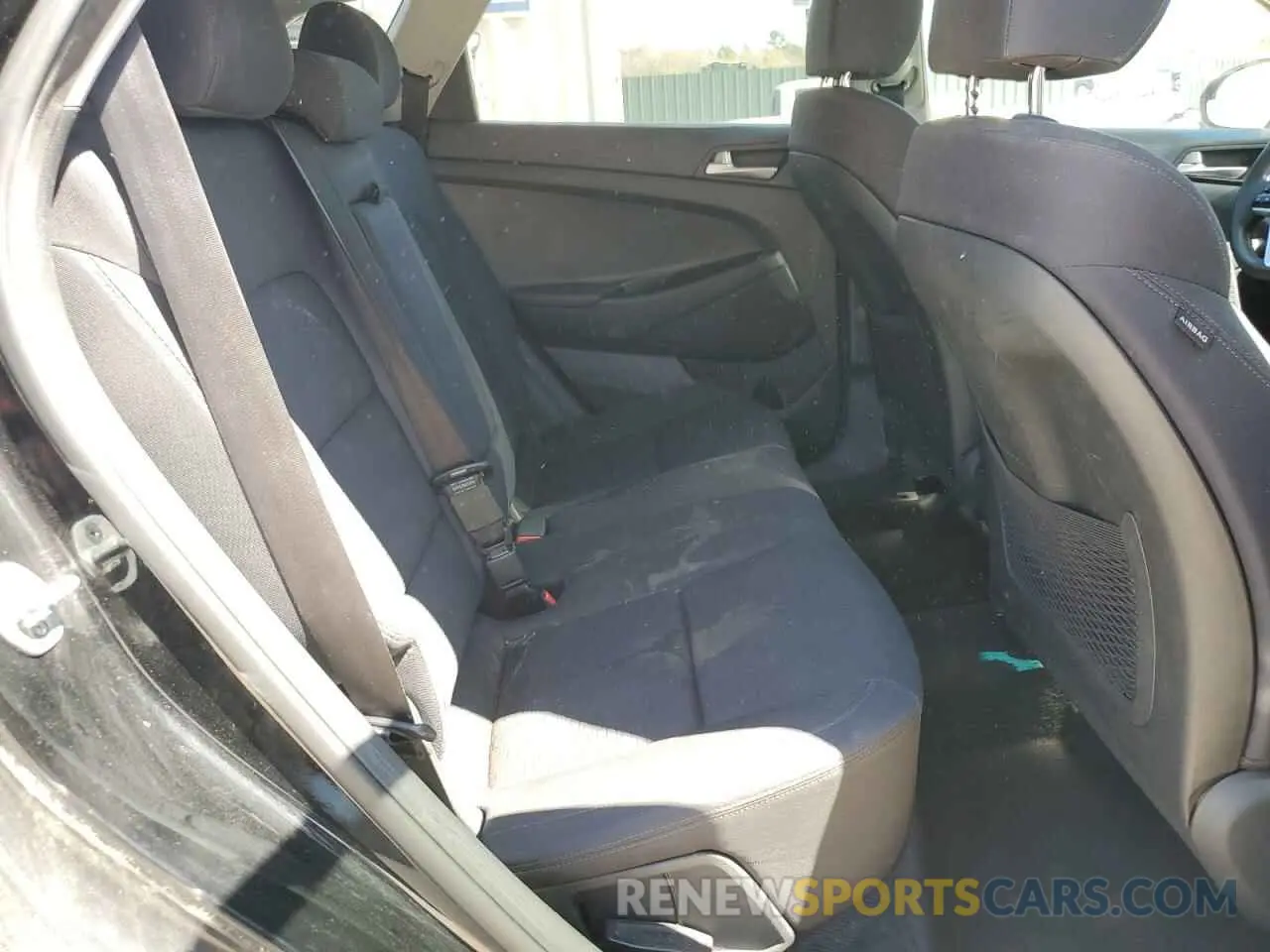 11 fotografías del automóvil dañado KM8J23A44KU971088 HYUNDAI TUCSON 2019
