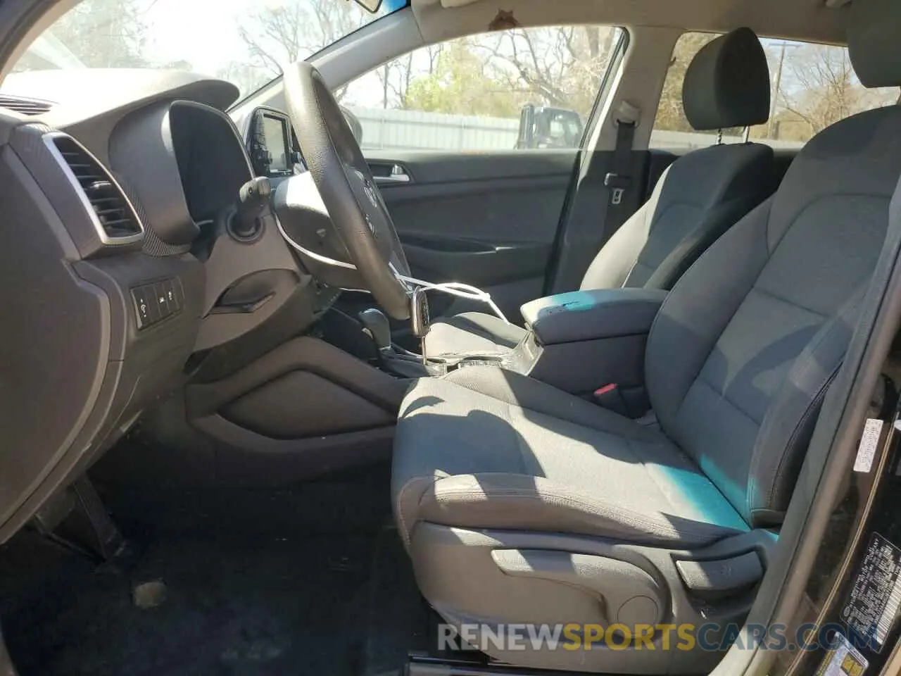 7 fotografías del automóvil dañado KM8J23A44KU971088 HYUNDAI TUCSON 2019