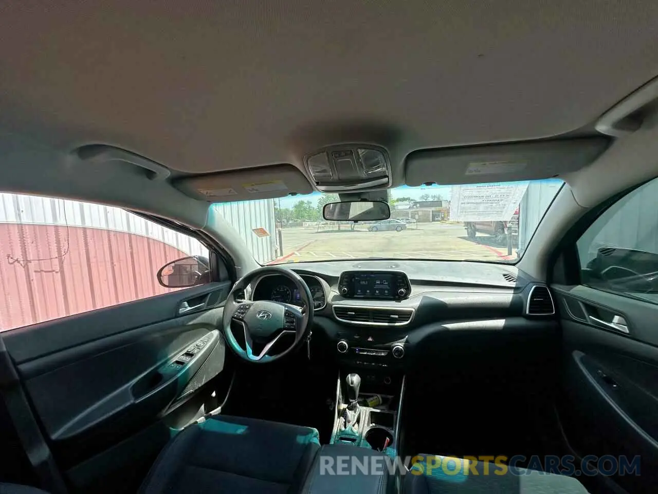 9 fotografías del automóvil dañado KM8J23A45KU007793 HYUNDAI TUCSON 2019