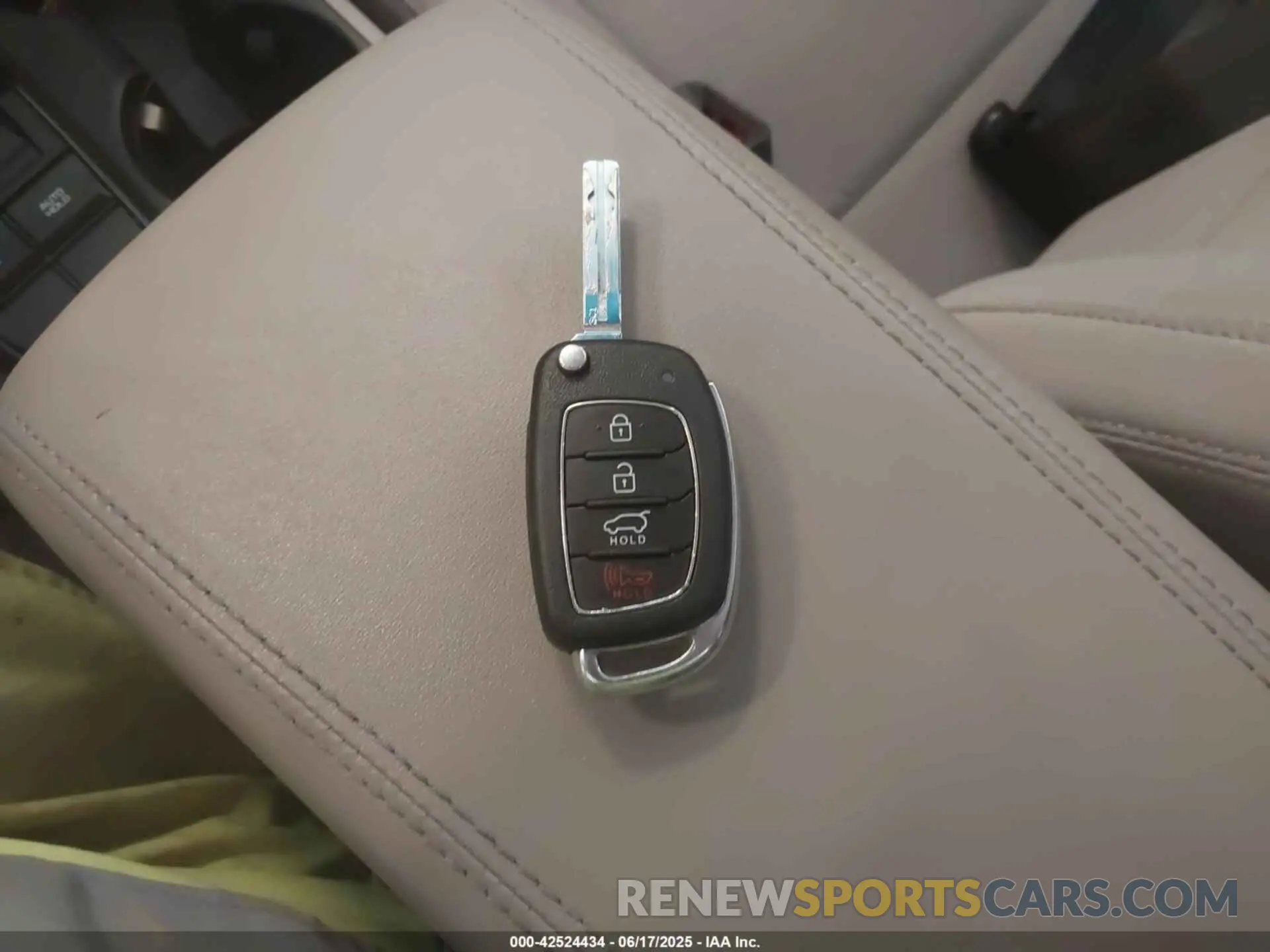 11 fotografías del automóvil dañado KM8J23A45KU031639 HYUNDAI TUCSON 2019