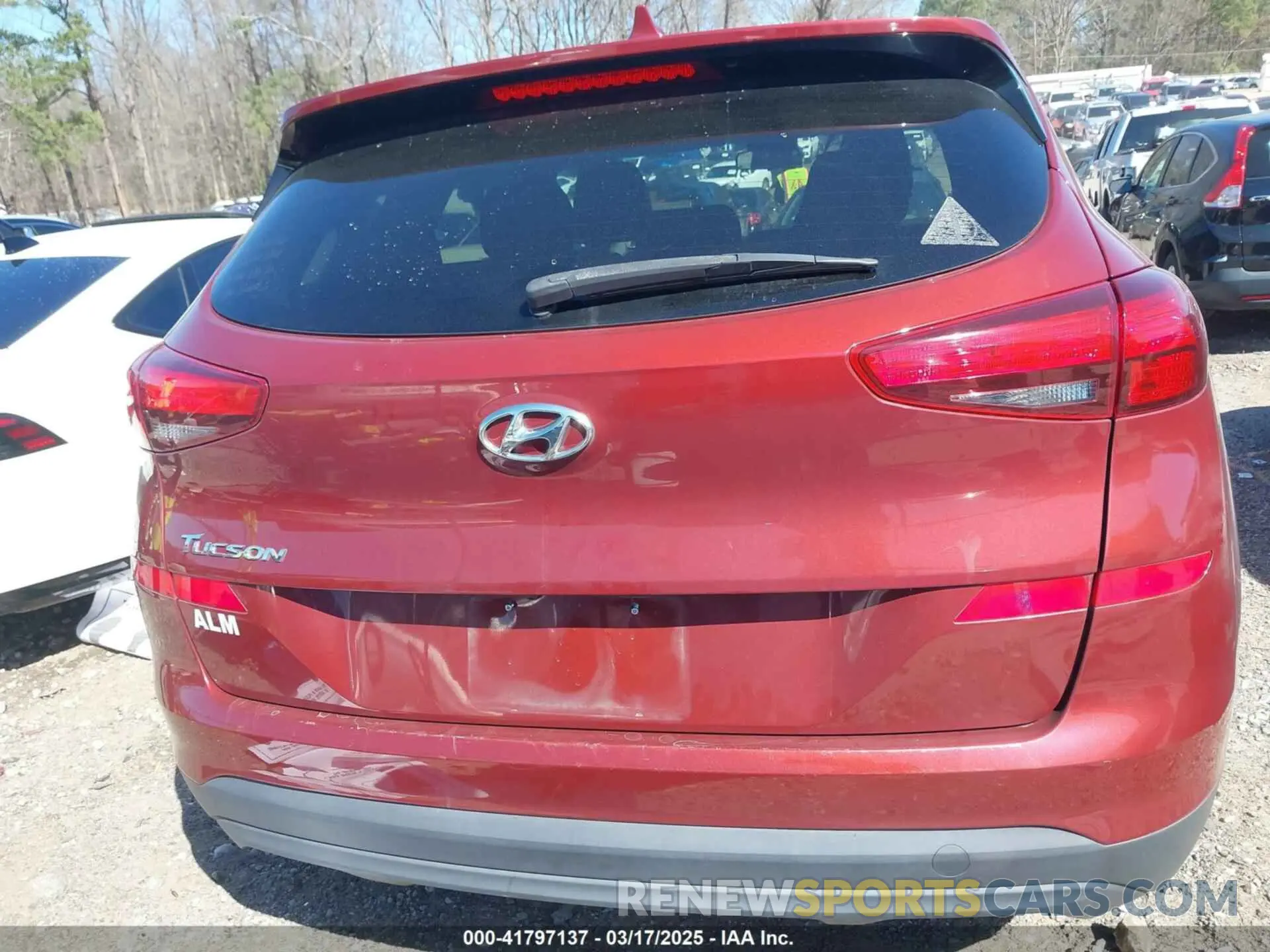16 fotografías del automóvil dañado KM8J23A45KU931585 HYUNDAI TUCSON 2019