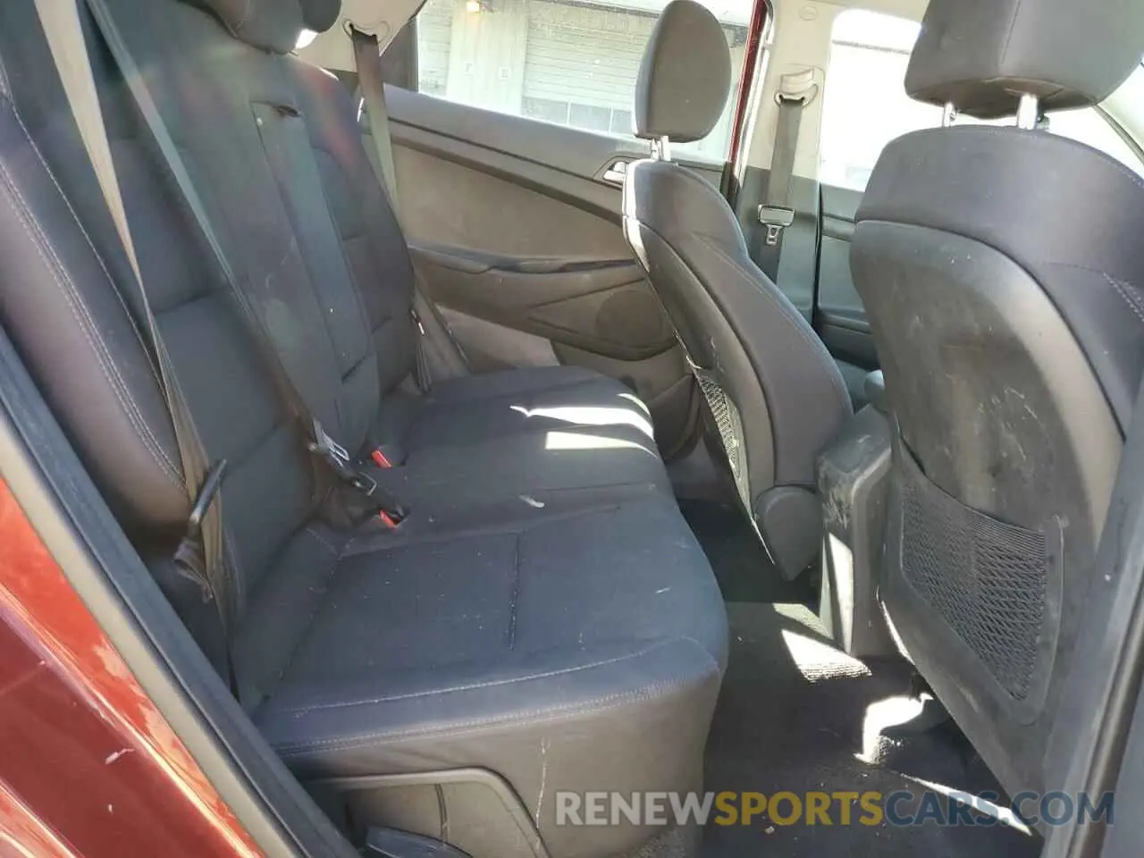 12 fotografías del automóvil dañado KM8J23A45KU940836 HYUNDAI TUCSON 2019