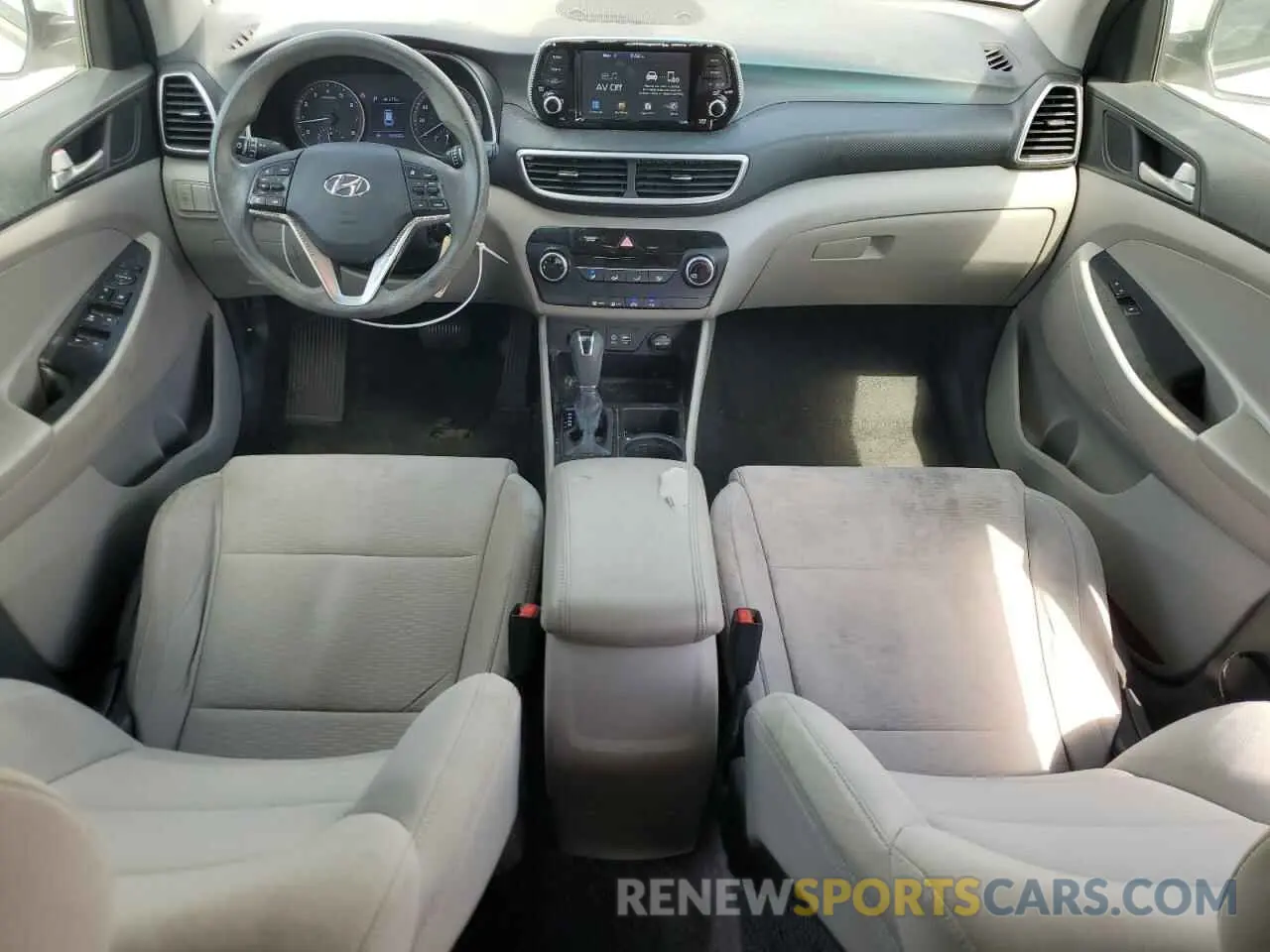 8 fotografías del automóvil dañado KM8J23A46KU892280 HYUNDAI TUCSON 2019