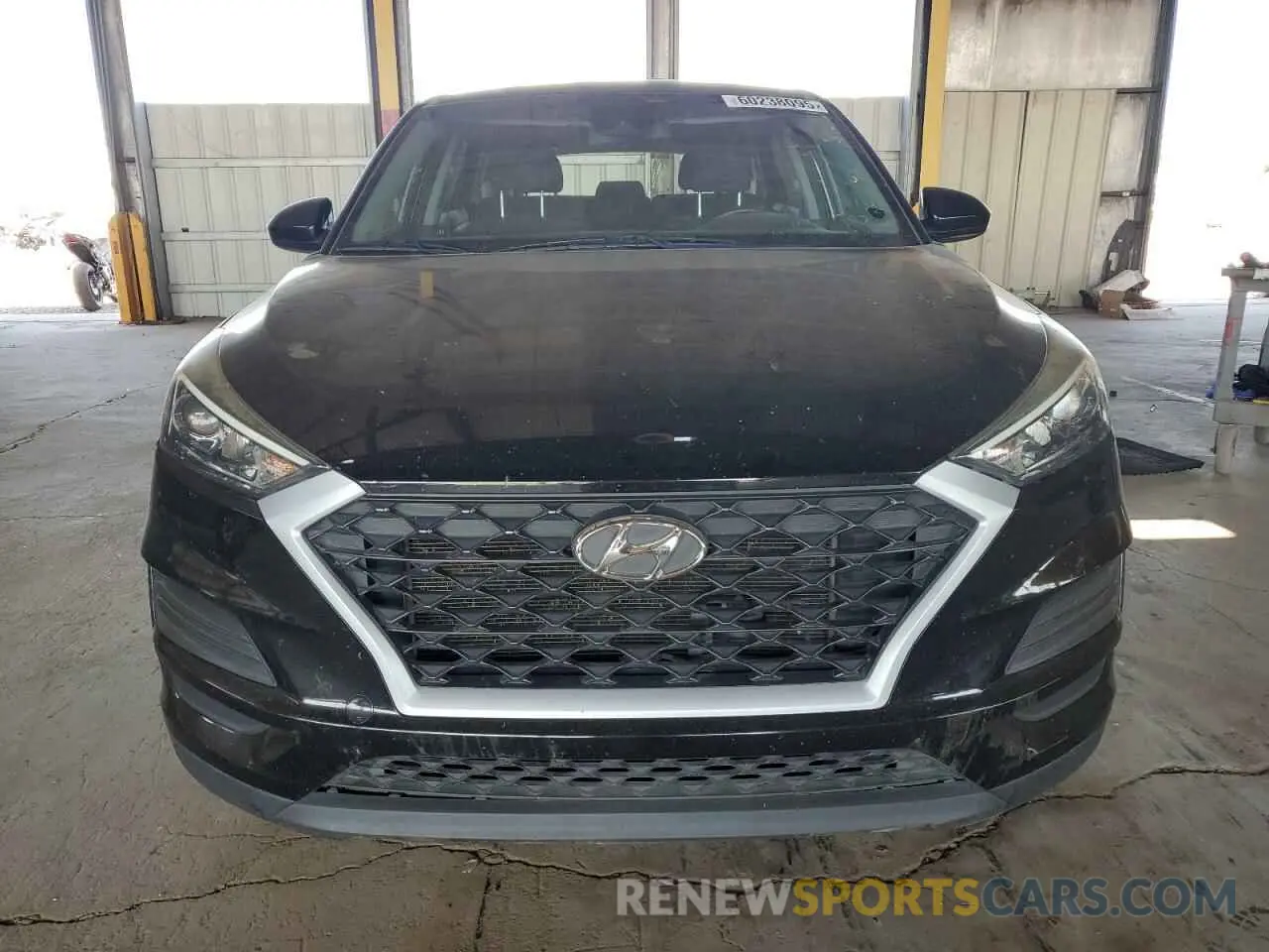 5 fotografías del automóvil dañado KM8J23A46KU974798 HYUNDAI TUCSON 2019