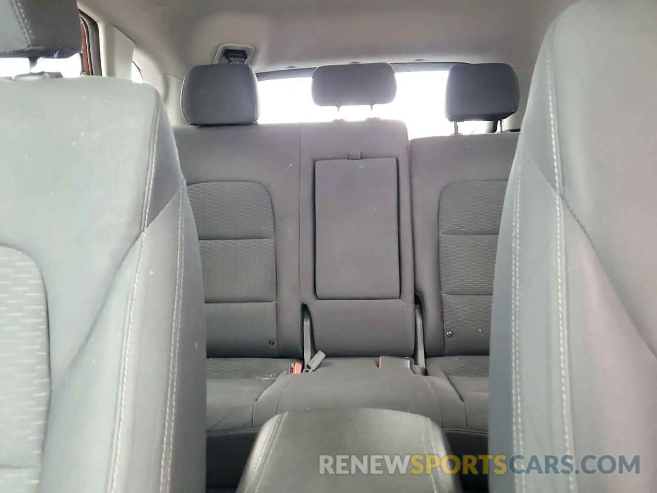 10 fotografías del automóvil dañado KM8J23A48KU006234 HYUNDAI TUCSON 2019