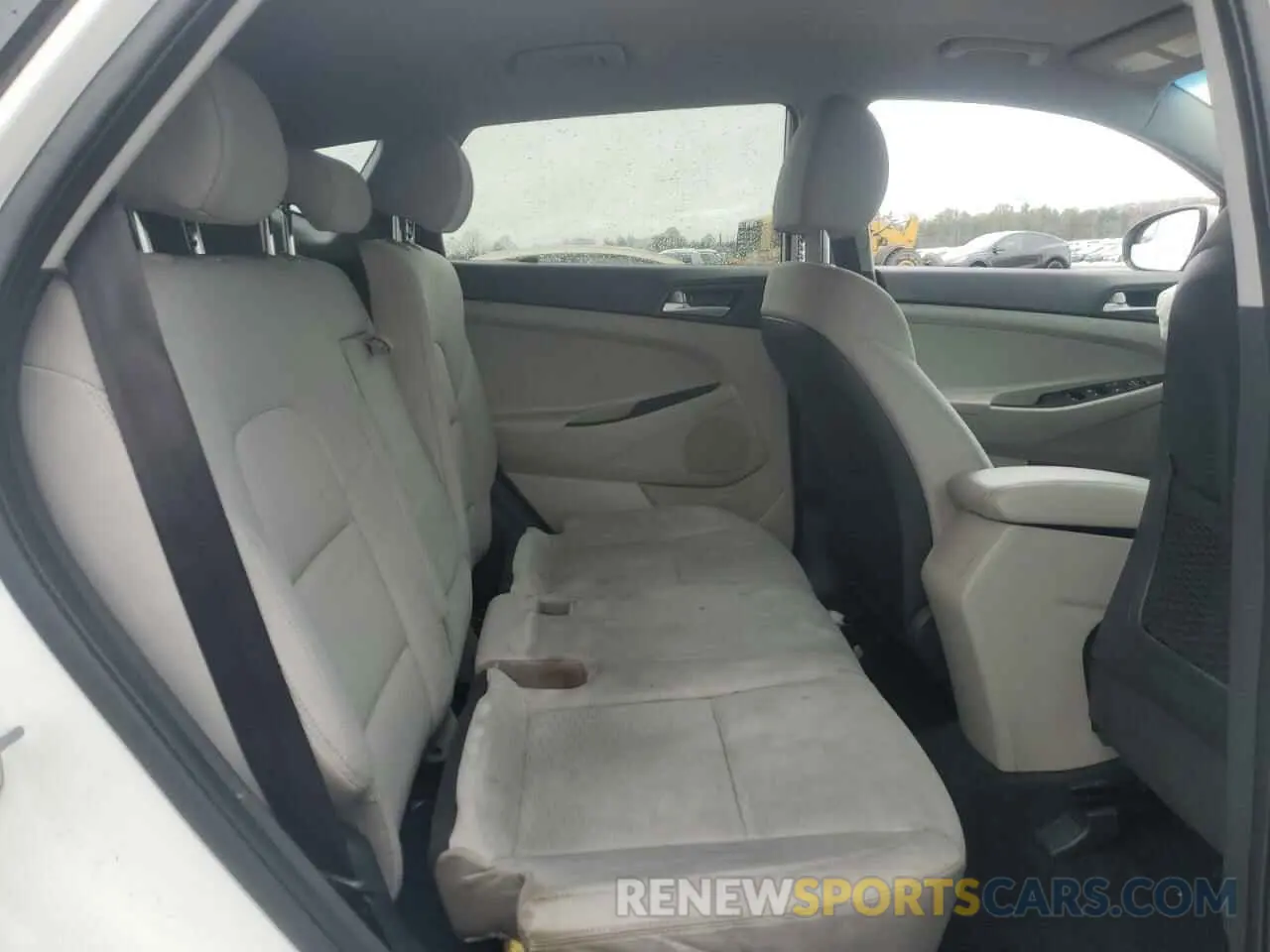 10 fotografías del automóvil dañado KM8J23A48KU888649 HYUNDAI TUCSON 2019