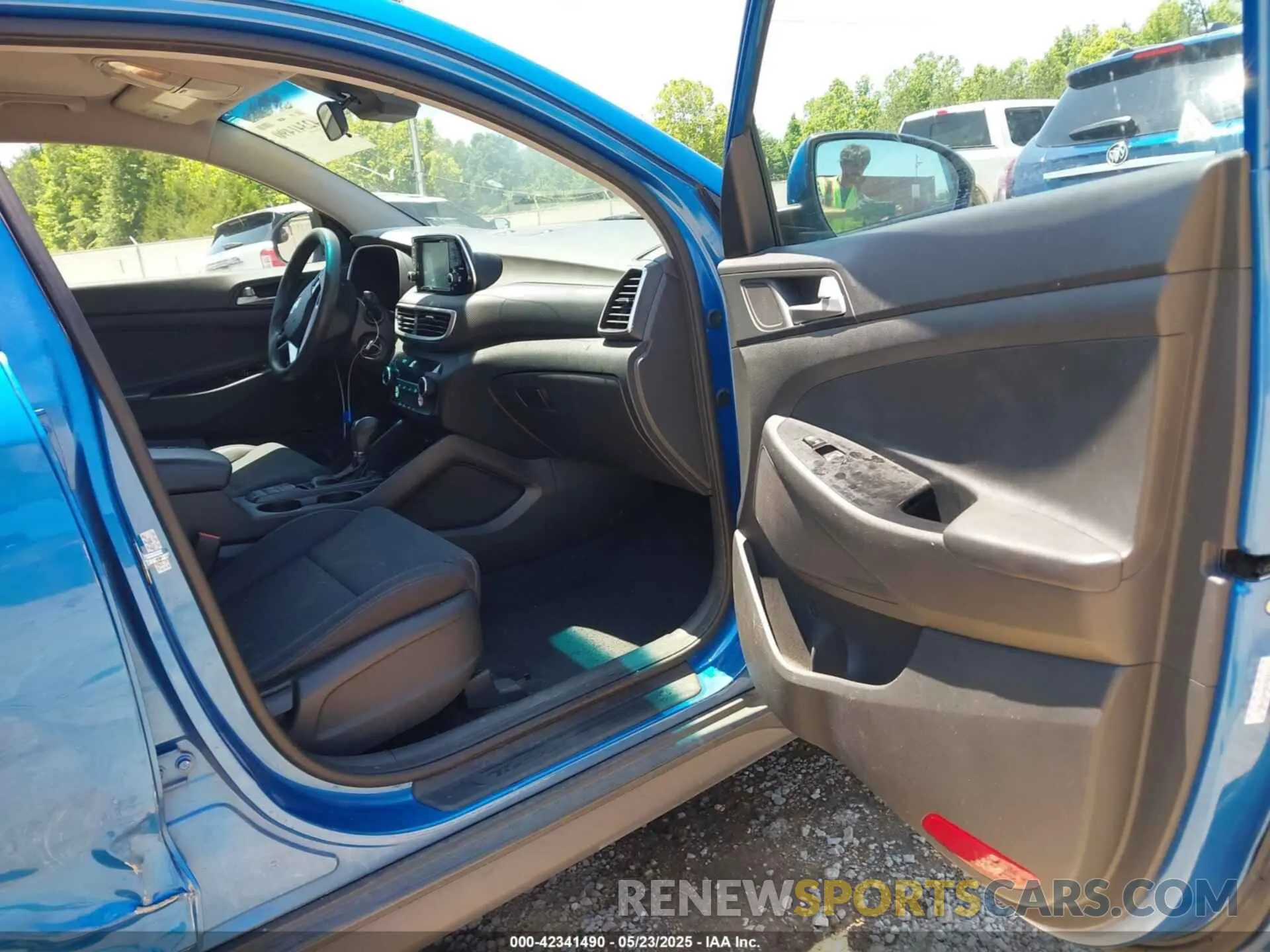 18 fotografías del automóvil dañado KM8J23A48KU894712 HYUNDAI TUCSON 2019