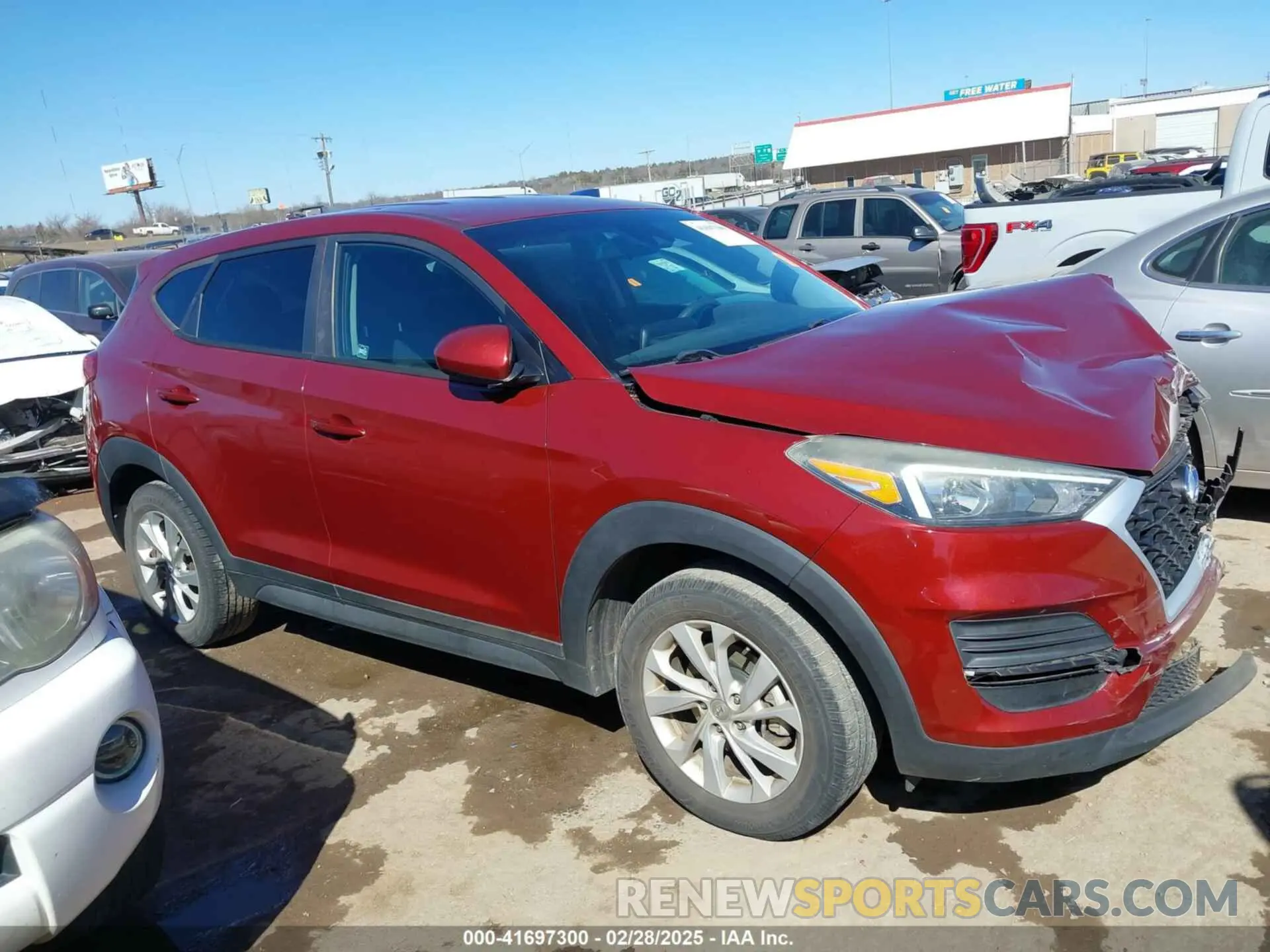 14 fotografías del automóvil dañado KM8J23A48KU924615 HYUNDAI TUCSON 2019