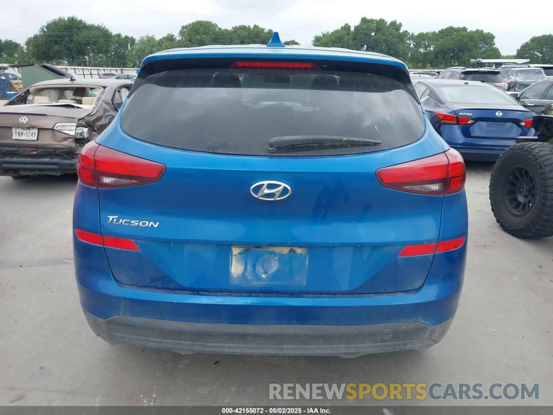 15 fotografías del automóvil dañado KM8J23A48KU946761 HYUNDAI TUCSON 2019
