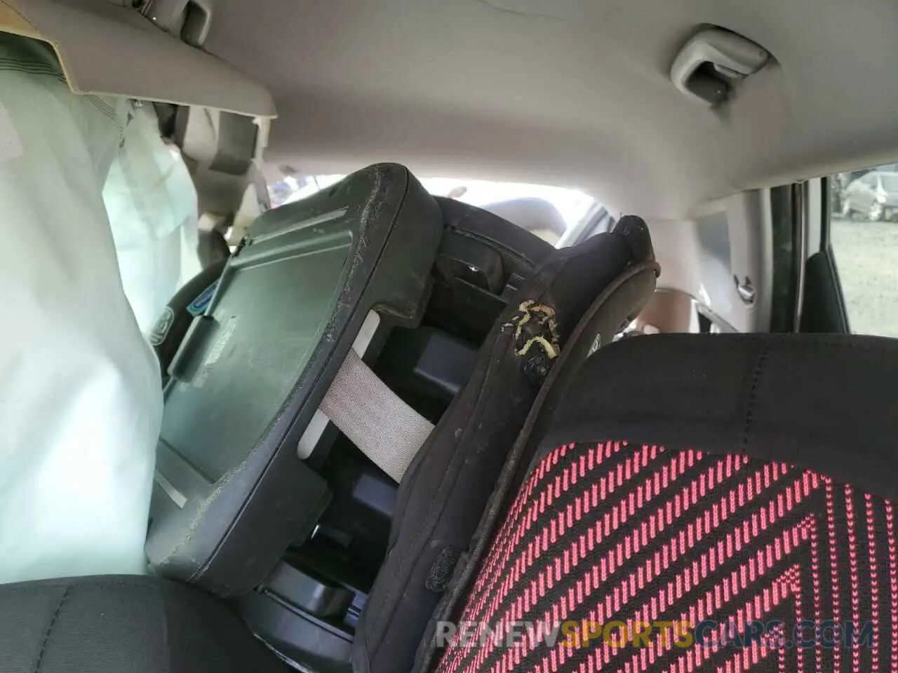 10 fotografías del automóvil dañado KM8J23A48KU983003 HYUNDAI TUCSON 2019