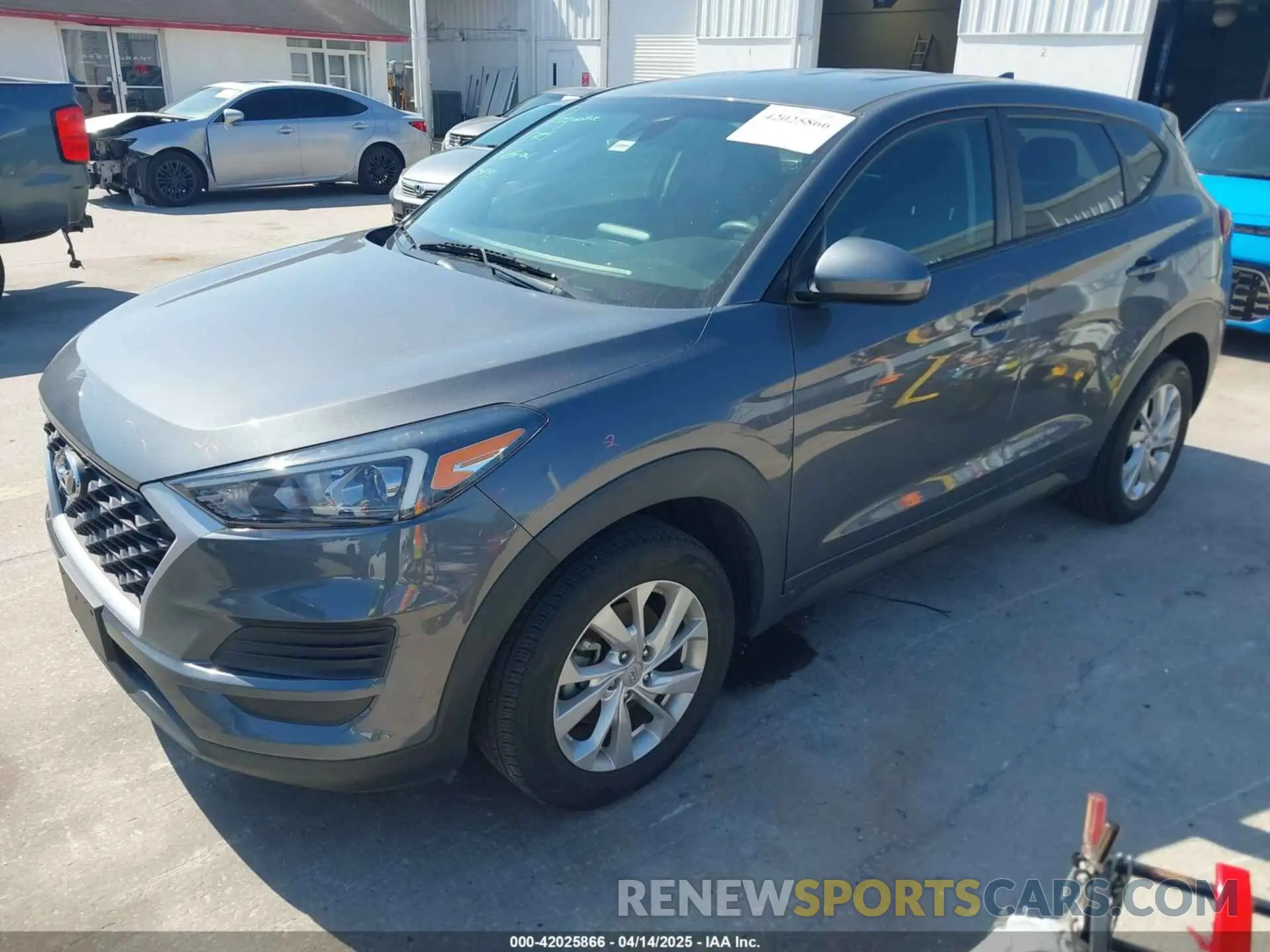 2 fotografías del automóvil dañado KM8J23A49KU940287 HYUNDAI TUCSON 2019