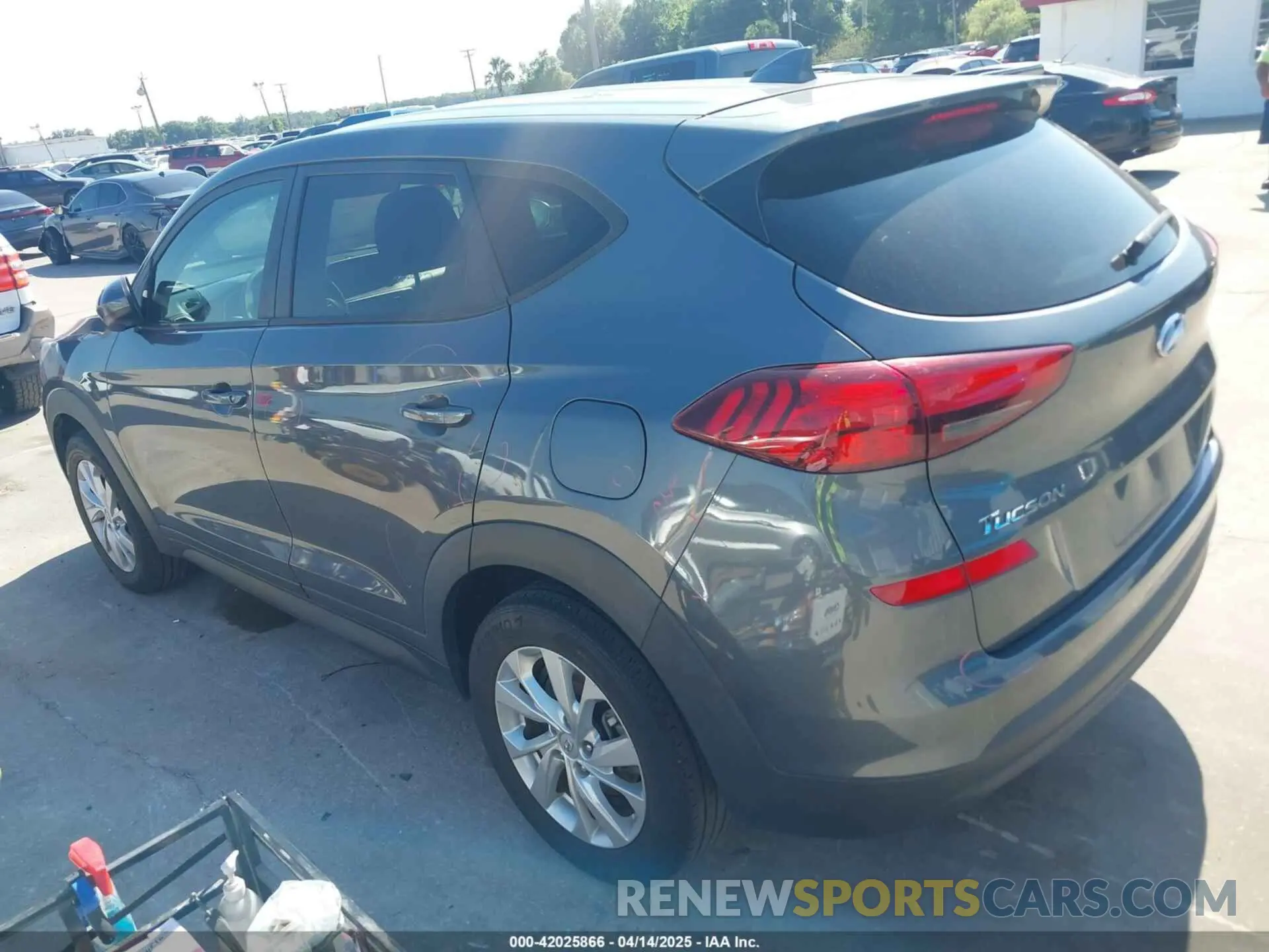 3 fotografías del automóvil dañado KM8J23A49KU940287 HYUNDAI TUCSON 2019