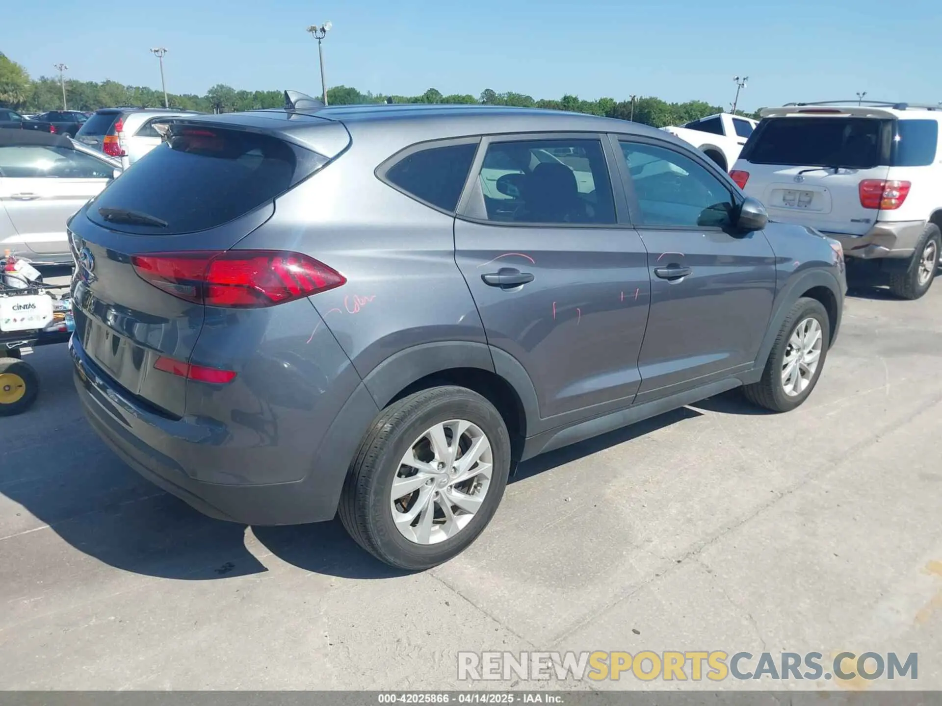 4 fotografías del automóvil dañado KM8J23A49KU940287 HYUNDAI TUCSON 2019