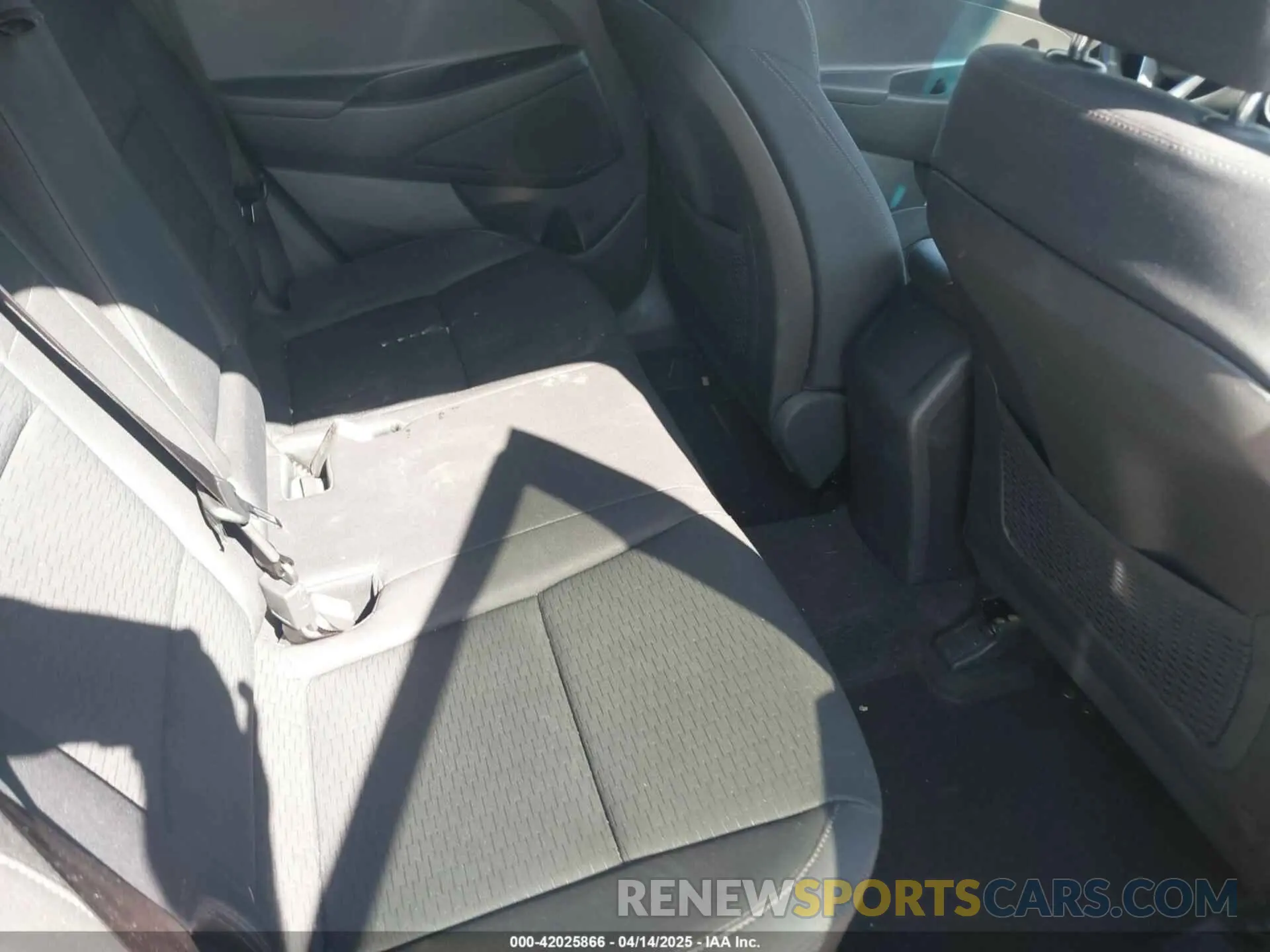 8 fotografías del automóvil dañado KM8J23A49KU940287 HYUNDAI TUCSON 2019