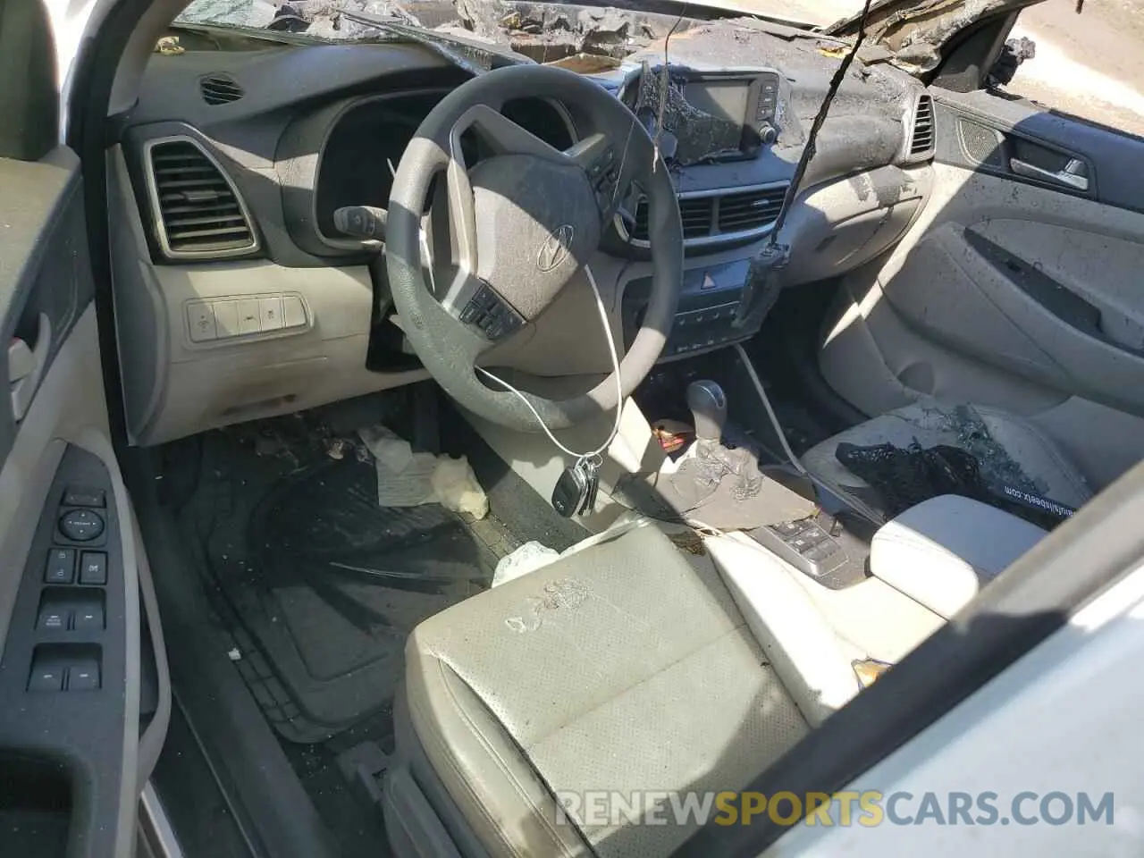 8 fotografías del automóvil dañado KM8J23A49KU997525 HYUNDAI TUCSON 2019