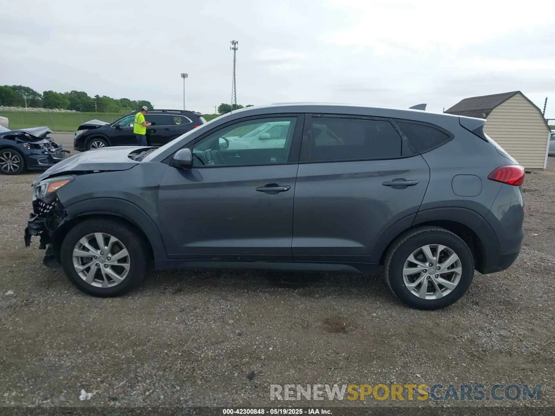 15 fotografías del automóvil dañado KM8J23A4XKU023276 HYUNDAI TUCSON 2019