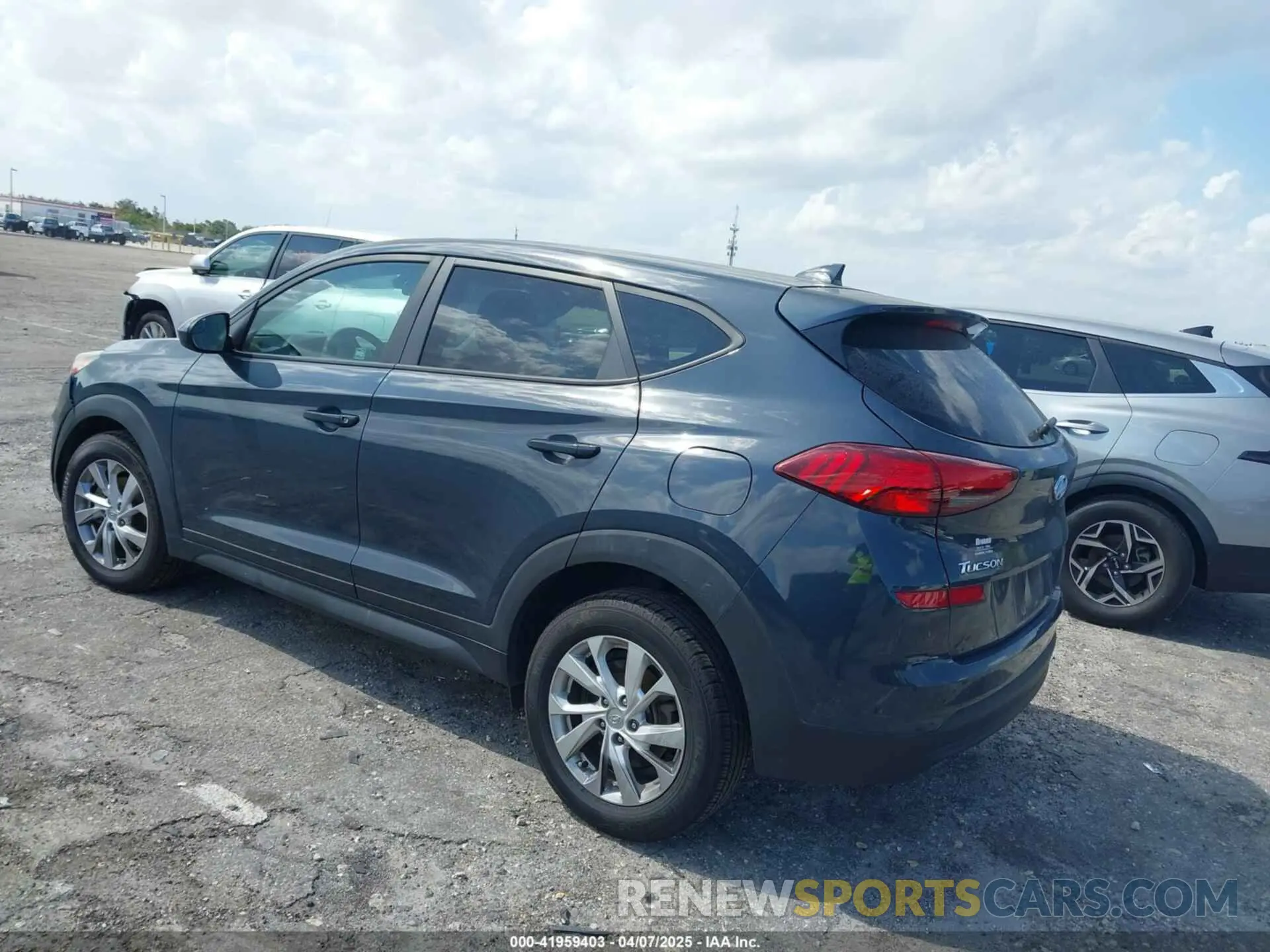 3 fotografías del automóvil dañado KM8J23A4XKU886465 HYUNDAI TUCSON 2019