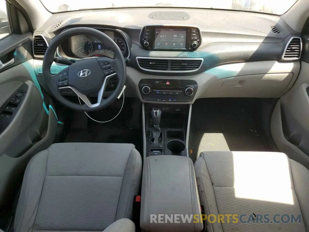 8 fotografías del automóvil dañado KM8J2CA40KU910790 HYUNDAI TUCSON 2019