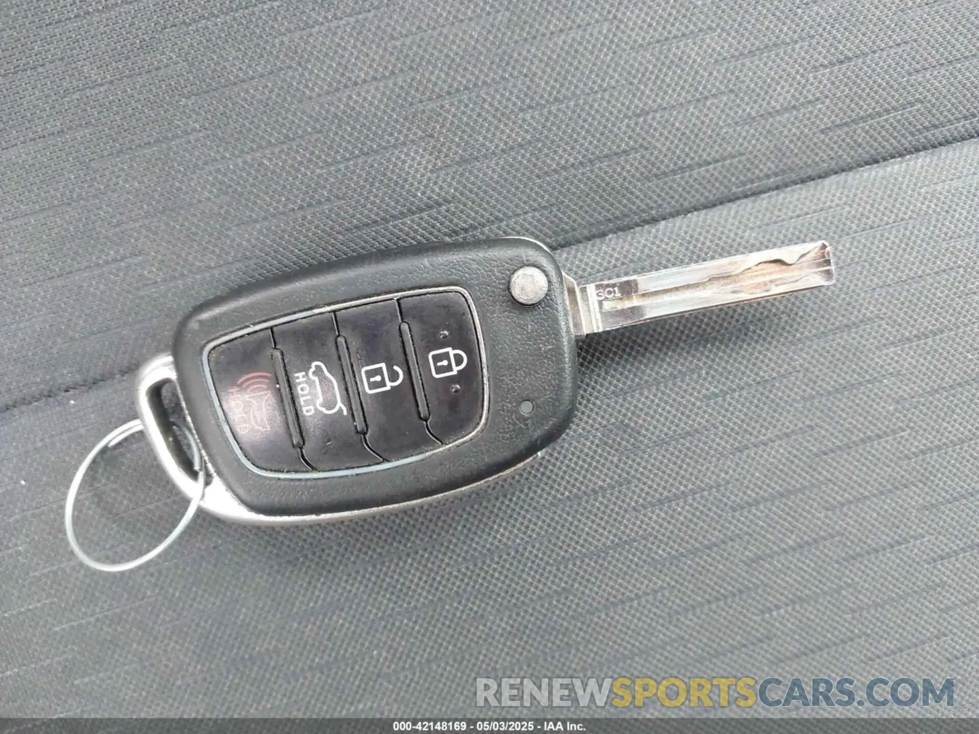11 fotografías del automóvil dañado KM8J2CA41KU909275 HYUNDAI TUCSON 2019