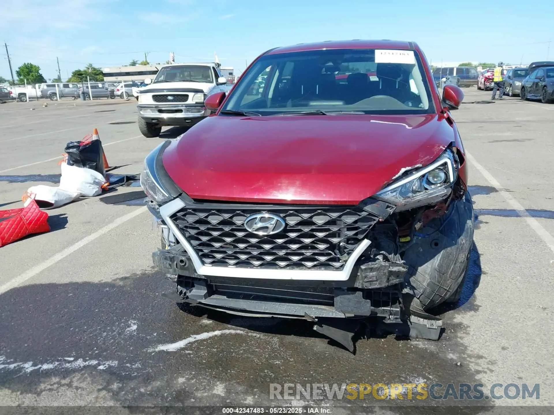 12 fotografías del automóvil dañado KM8J2CA41KU914007 HYUNDAI TUCSON 2019