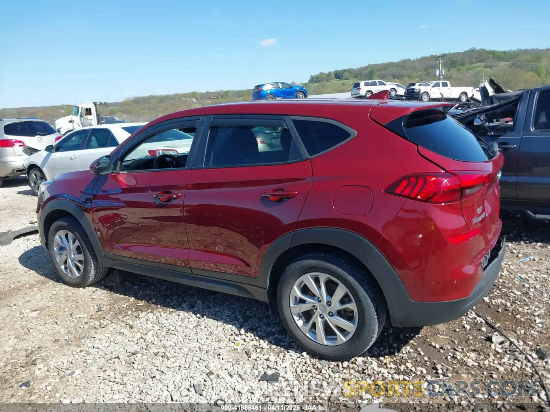 14 fotografías del automóvil dañado KM8J2CA41KU926156 HYUNDAI TUCSON 2019