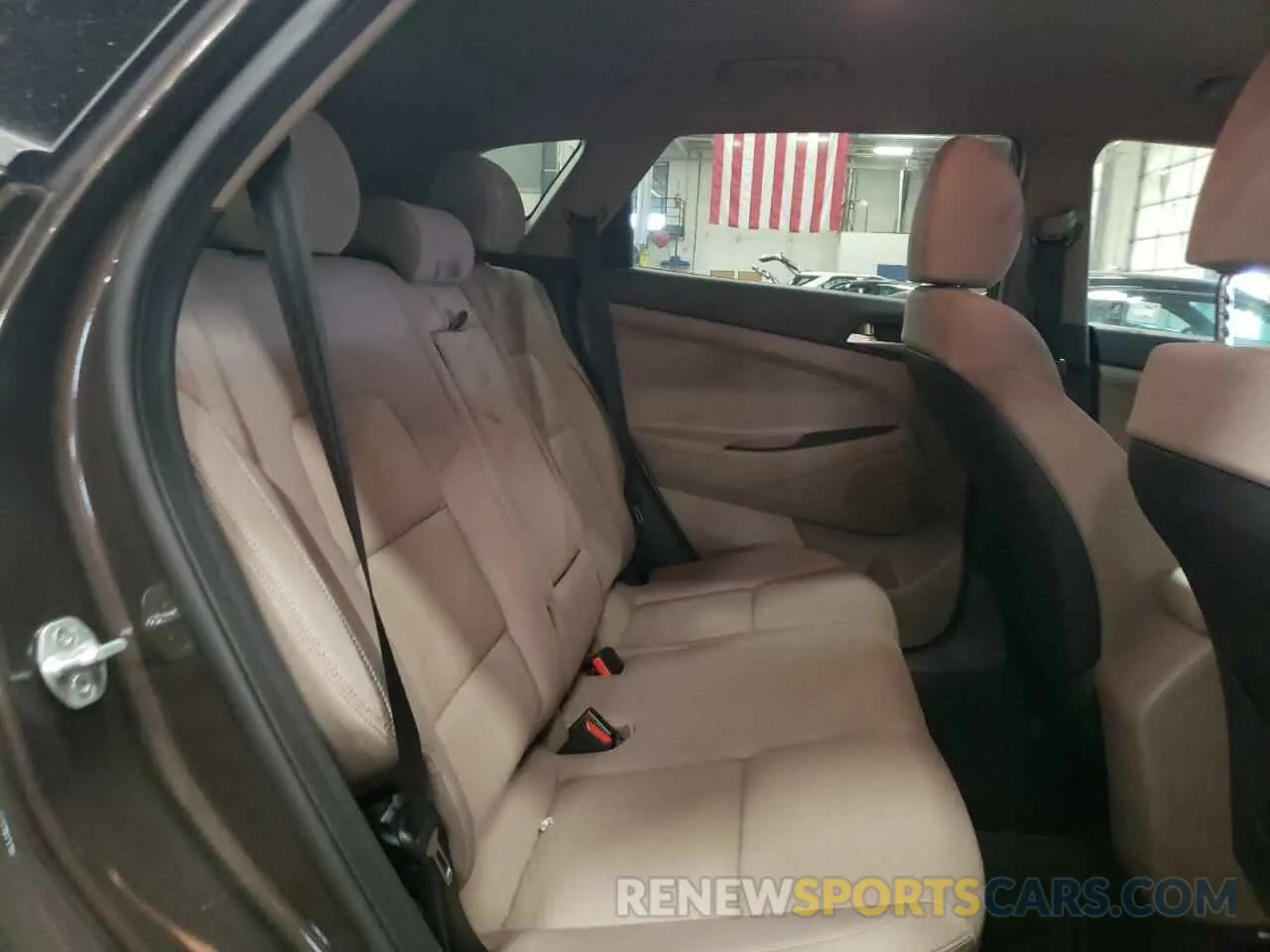 11 fotografías del automóvil dañado KM8J2CA42KU053016 HYUNDAI TUCSON 2019
