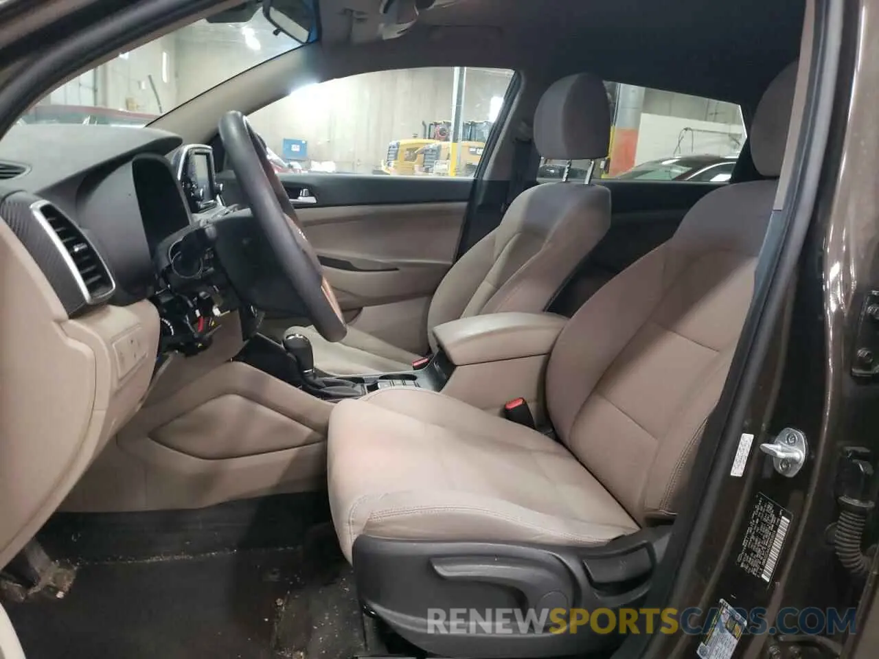 7 fotografías del automóvil dañado KM8J2CA42KU053016 HYUNDAI TUCSON 2019