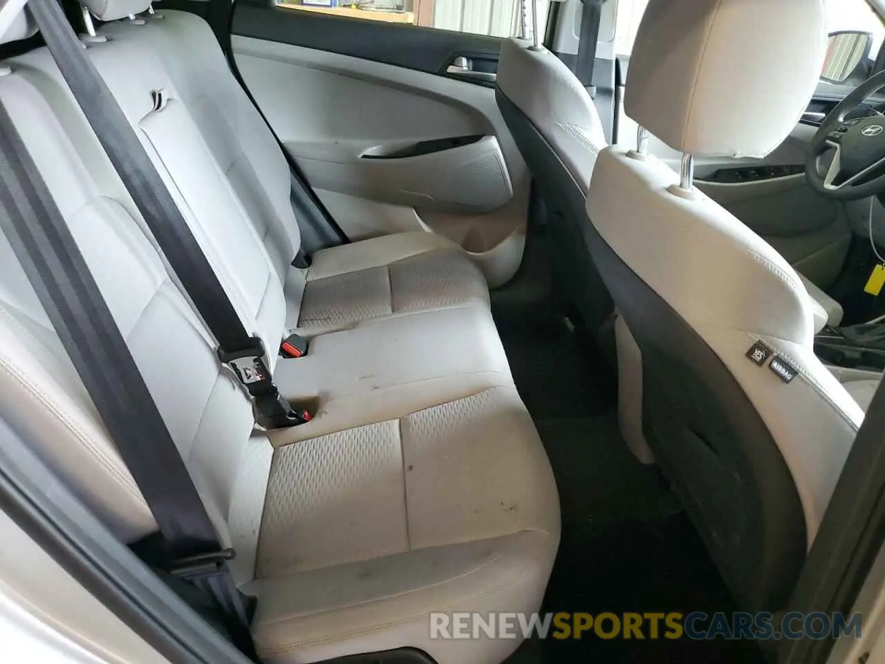 11 fotografías del automóvil dañado KM8J2CA42KU858658 HYUNDAI TUCSON 2019