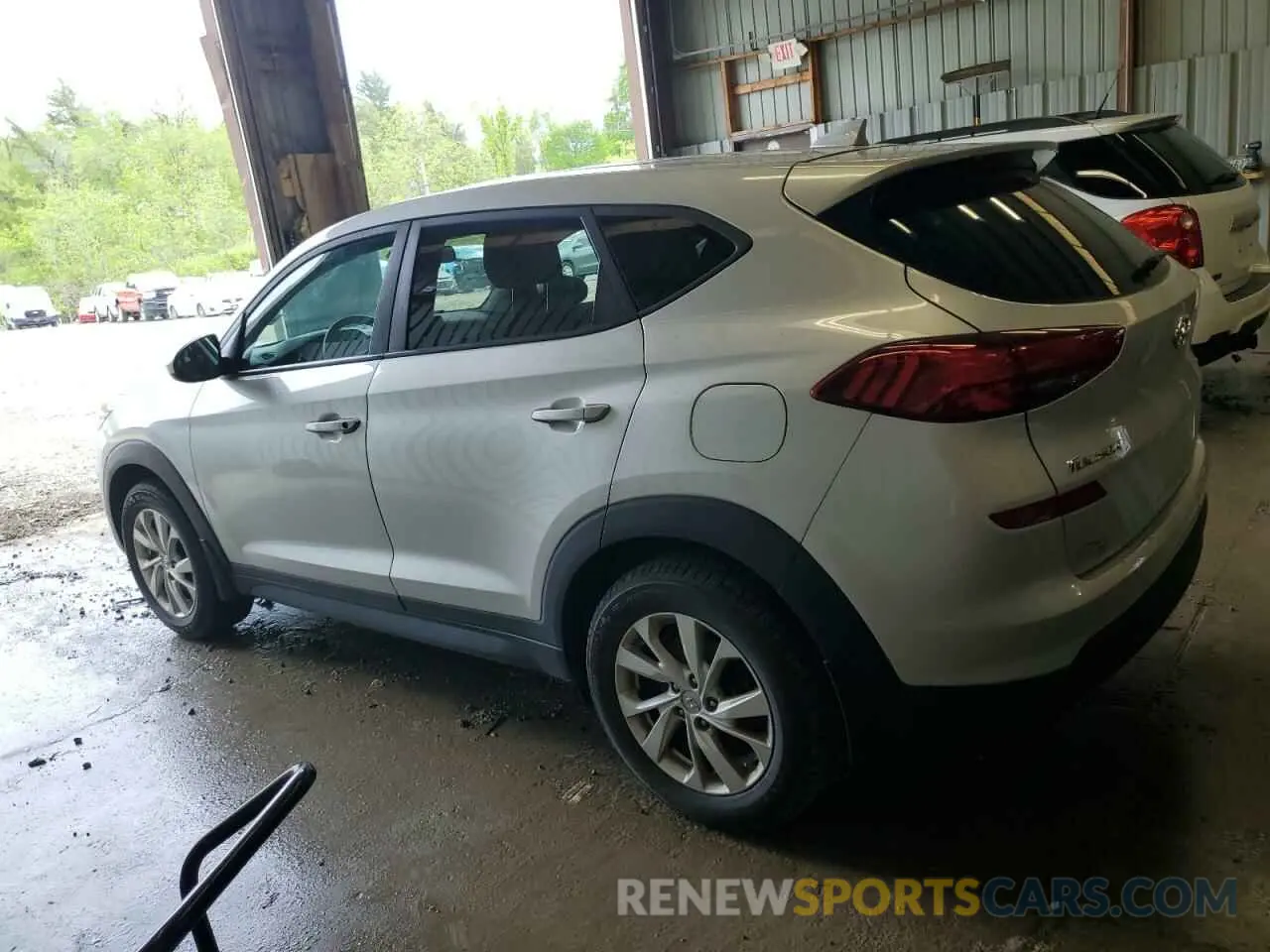 2 fotografías del automóvil dañado KM8J2CA42KU858658 HYUNDAI TUCSON 2019