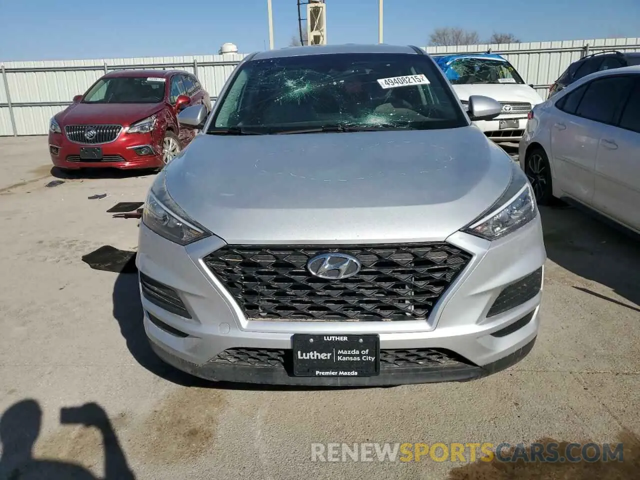 5 fotografías del automóvil dañado KM8J2CA42KU897671 HYUNDAI TUCSON 2019