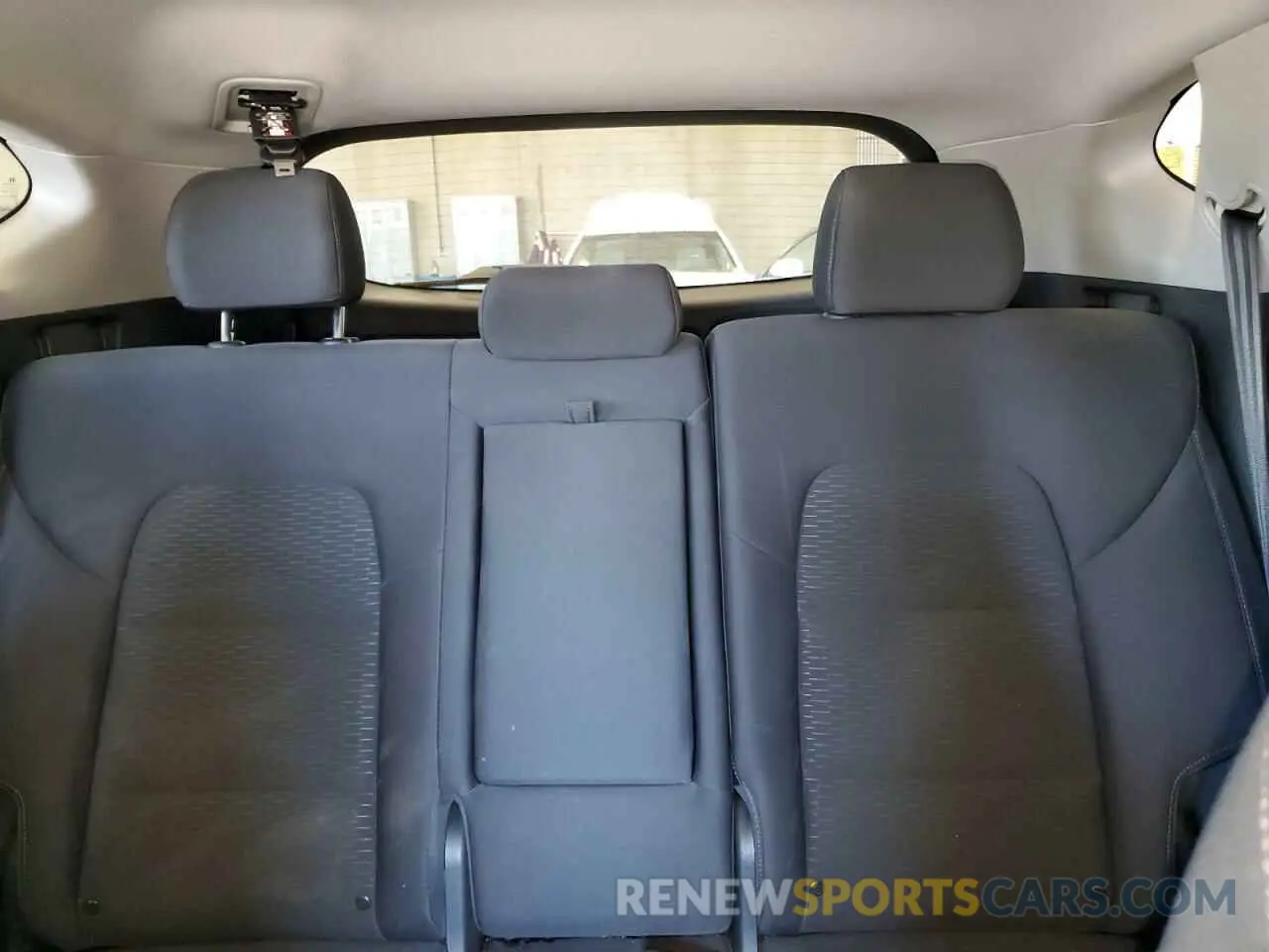 10 fotografías del automóvil dañado KM8J2CA43KU033955 HYUNDAI TUCSON 2019