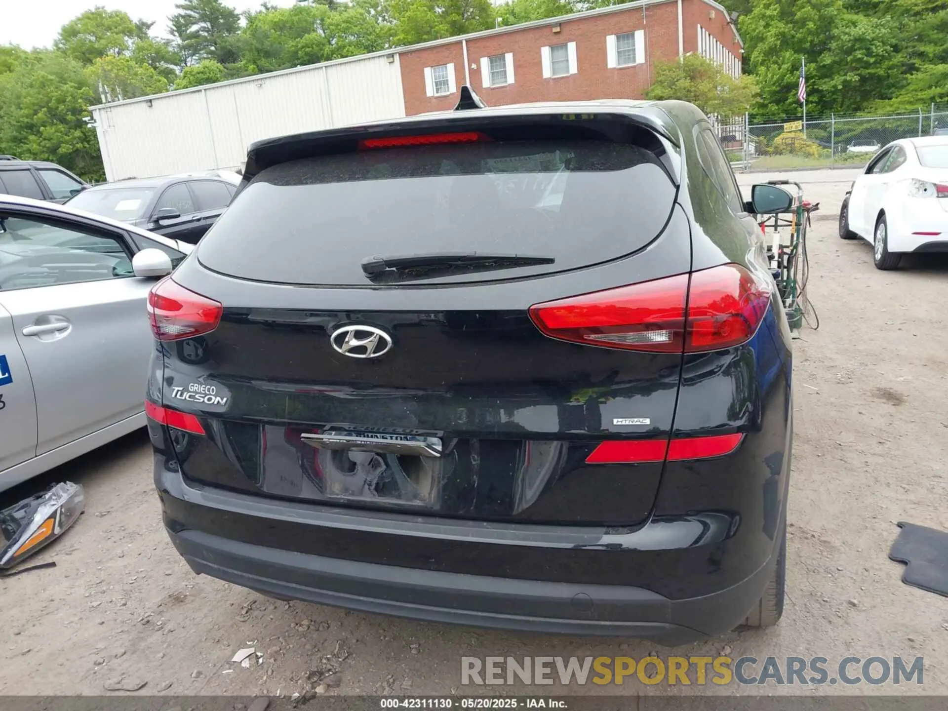 16 fotografías del automóvil dañado KM8J2CA44KU062266 HYUNDAI TUCSON 2019