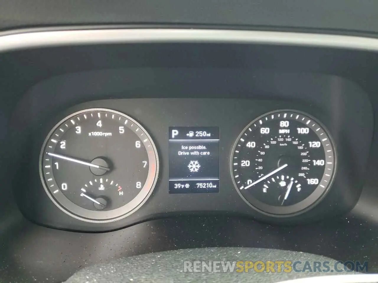 9 fotografías del automóvil dañado KM8J2CA45KU847041 HYUNDAI TUCSON 2019