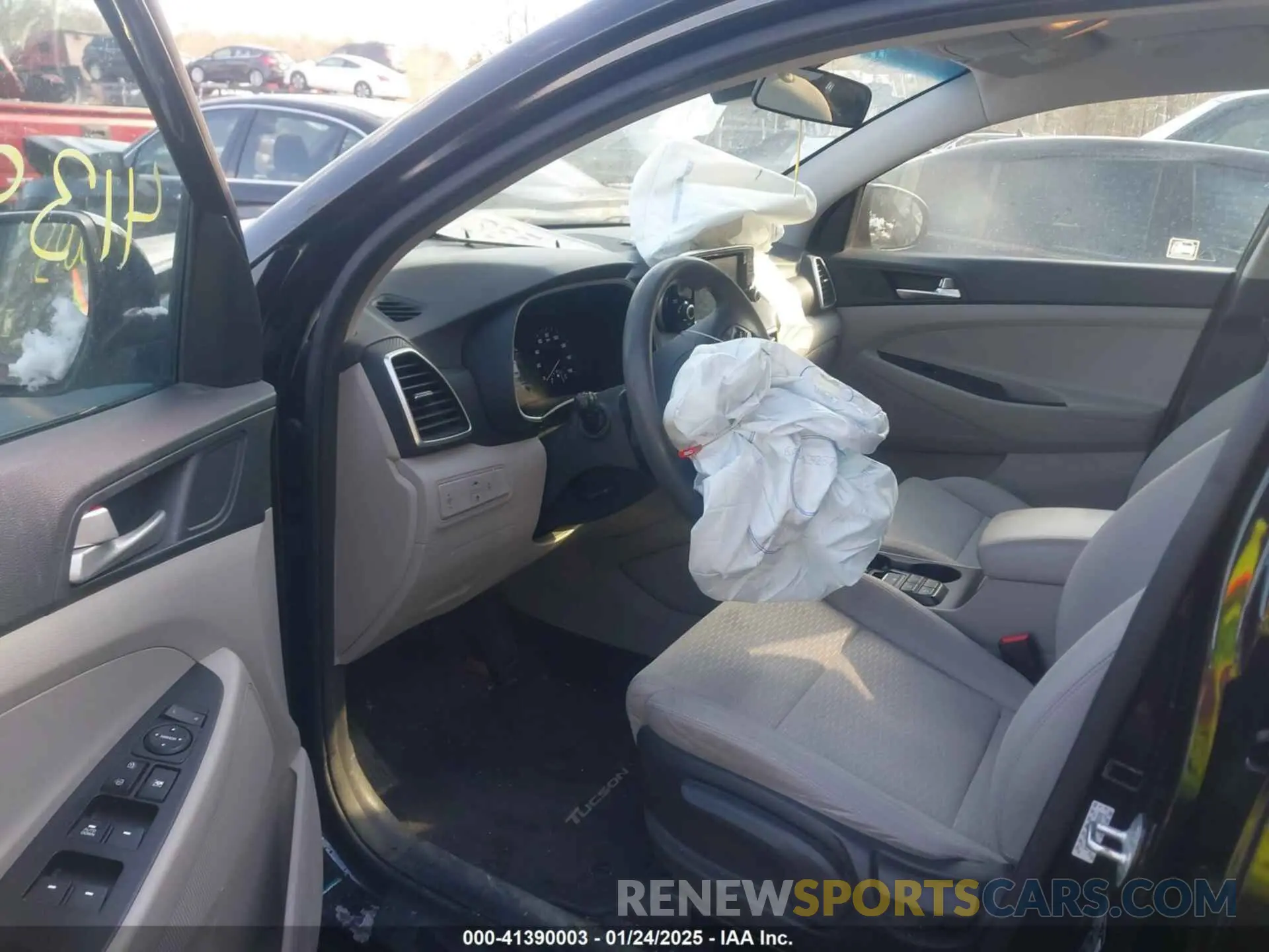 5 fotografías del automóvil dañado KM8J2CA45KU858699 HYUNDAI TUCSON 2019