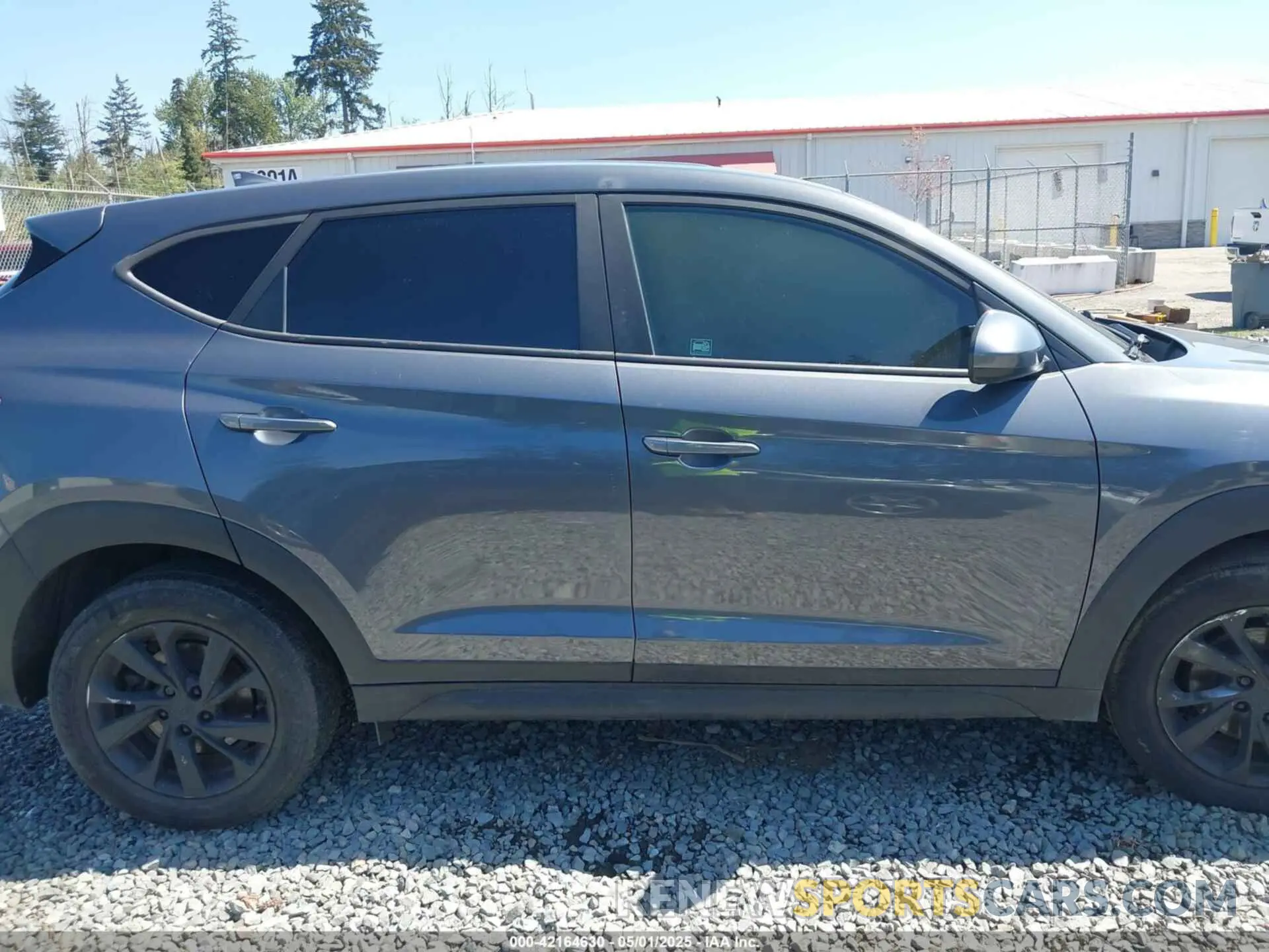 12 fotografías del automóvil dañado KM8J2CA45KU990734 HYUNDAI TUCSON 2019