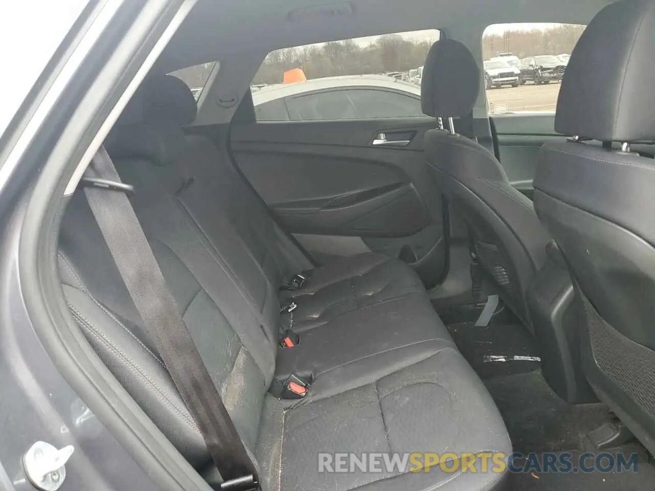 11 fotografías del automóvil dañado KM8J2CA47KU023560 HYUNDAI TUCSON 2019