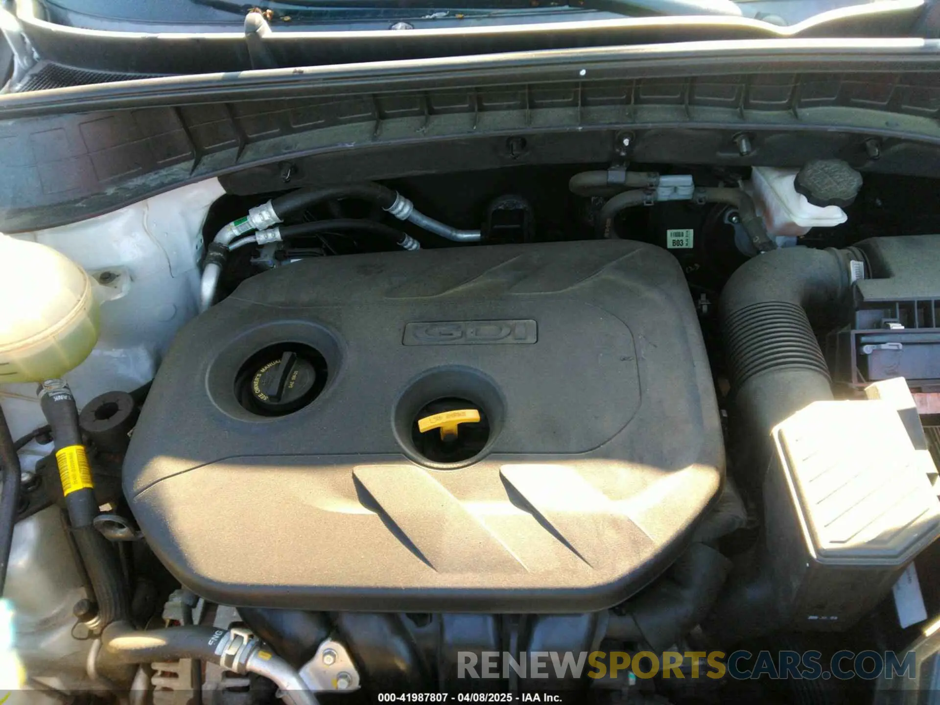 10 fotografías del automóvil dañado KM8J2CA47KU918983 HYUNDAI TUCSON 2019