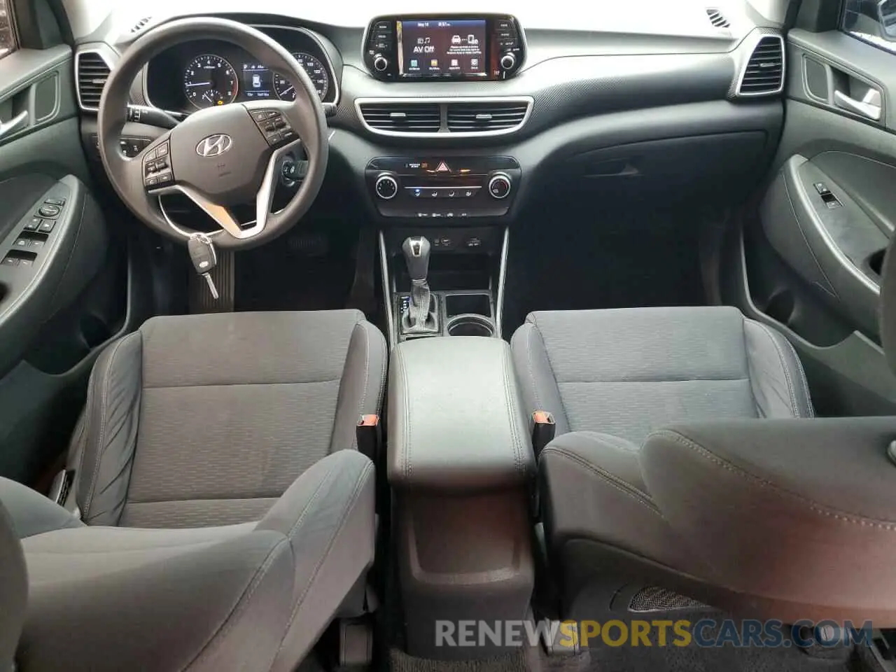 8 fotografías del automóvil dañado KM8J2CA48KU041131 HYUNDAI TUCSON 2019