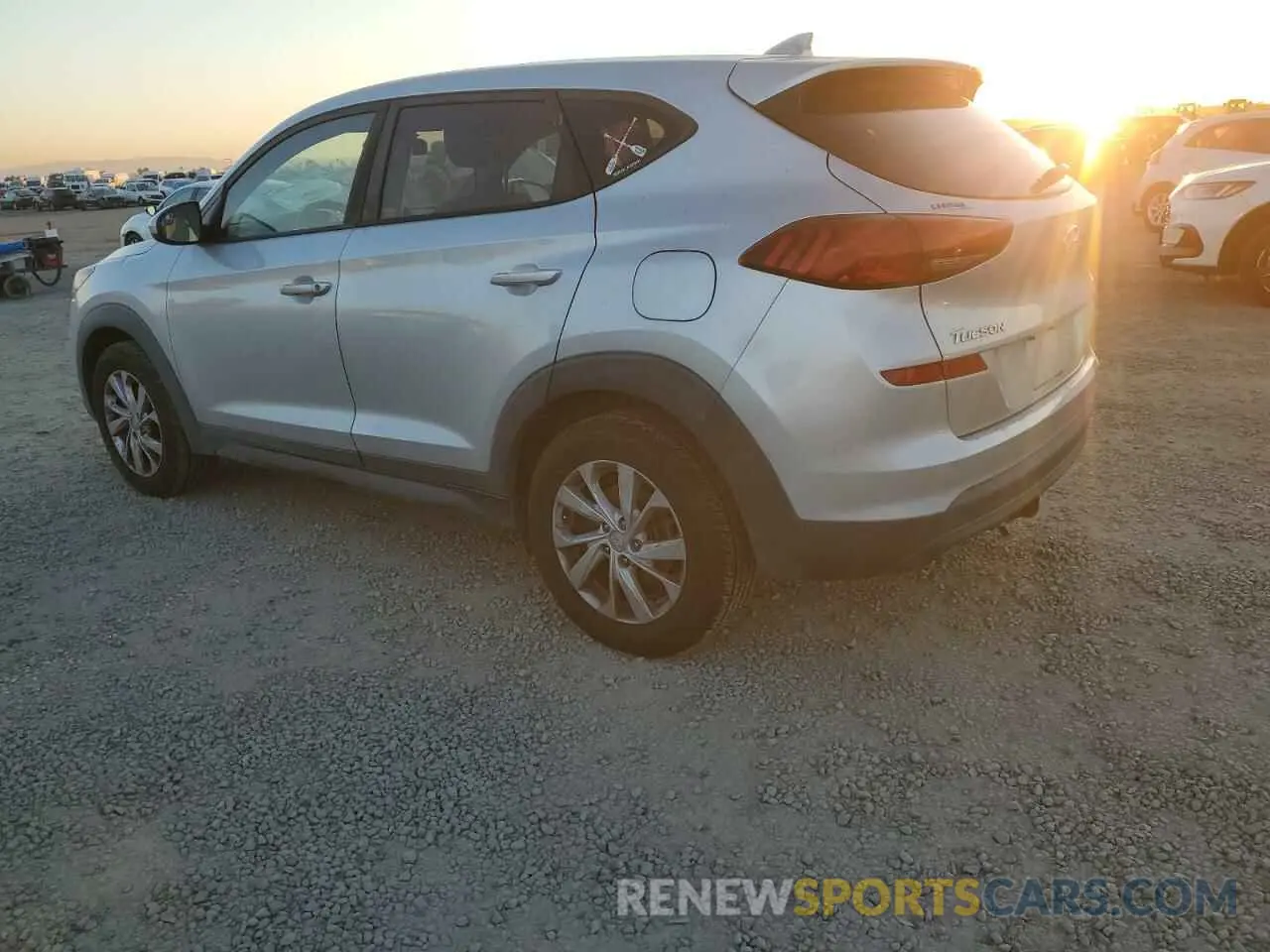 2 fotografías del automóvil dañado KM8J2CA49KU886067 HYUNDAI TUCSON 2019