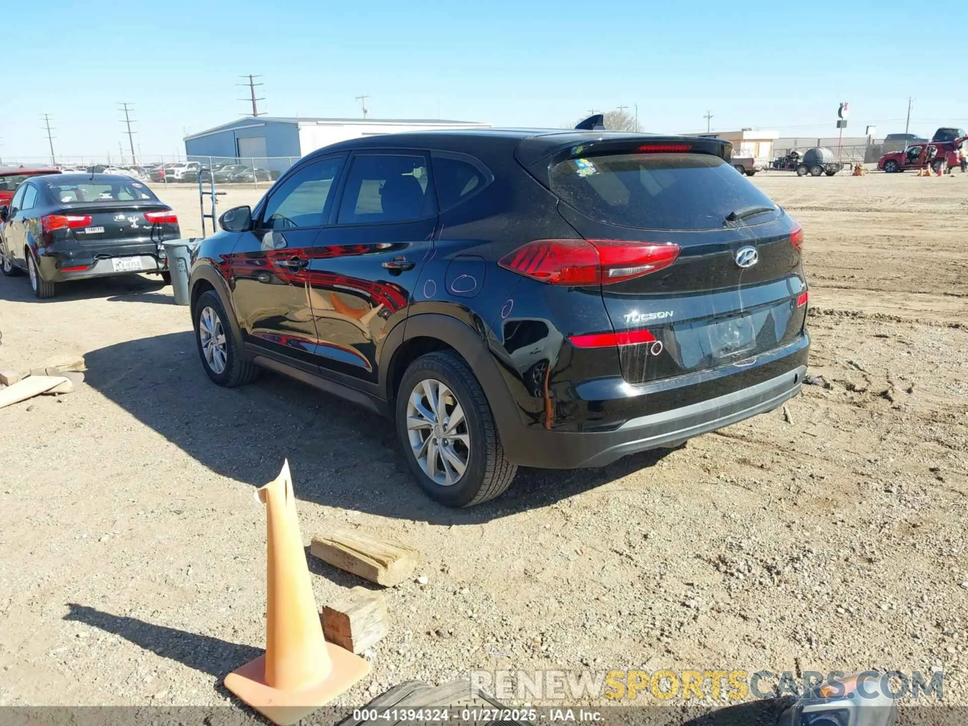 3 fotografías del automóvil dañado KM8J2CA49KU888868 HYUNDAI TUCSON 2019