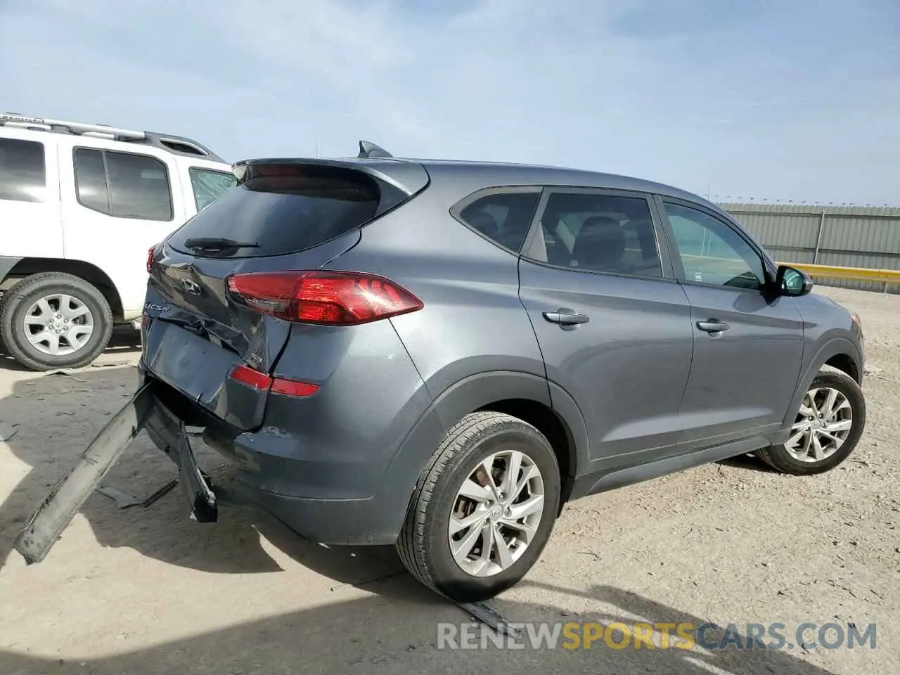 3 fotografías del automóvil dañado KM8J2CA49KU935929 HYUNDAI TUCSON 2019