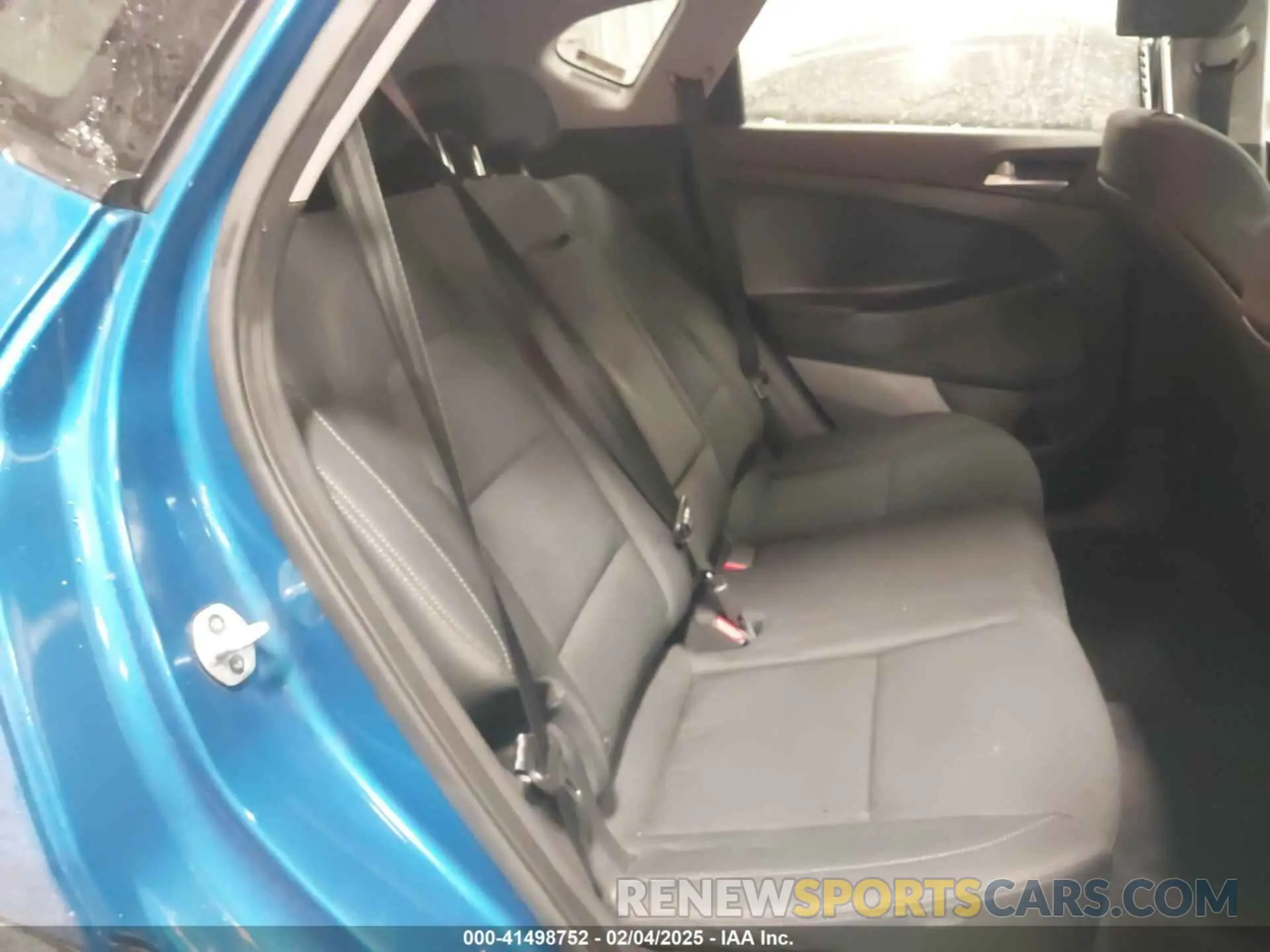 8 fotografías del automóvil dañado KM8J2CA4XKU943280 HYUNDAI TUCSON 2019