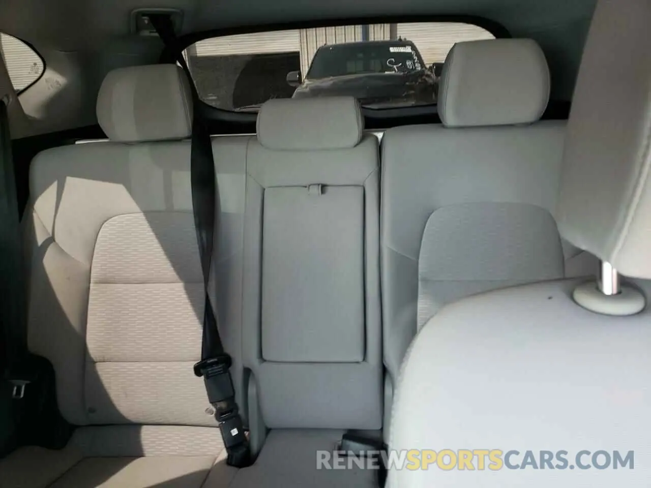 10 fotografías del automóvil dañado KM8J33A40KU871681 HYUNDAI TUCSON 2019