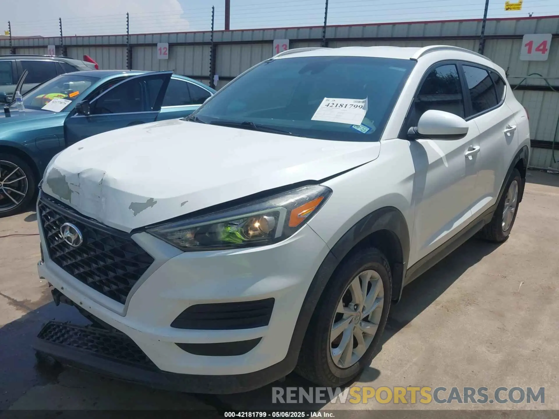 2 fotografías del automóvil dañado KM8J33A41KU070449 HYUNDAI TUCSON 2019