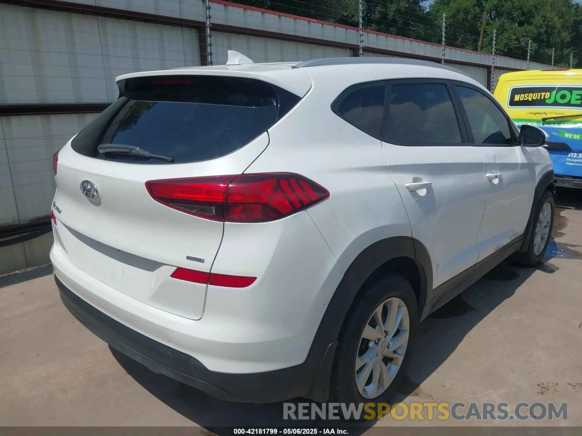 4 fotografías del automóvil dañado KM8J33A41KU070449 HYUNDAI TUCSON 2019