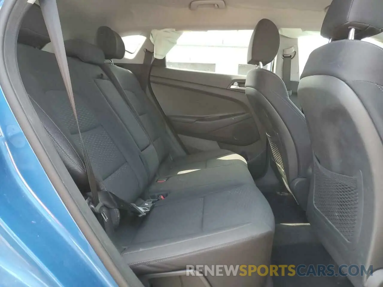 11 fotografías del automóvil dañado KM8J33A42KU022829 HYUNDAI TUCSON 2019