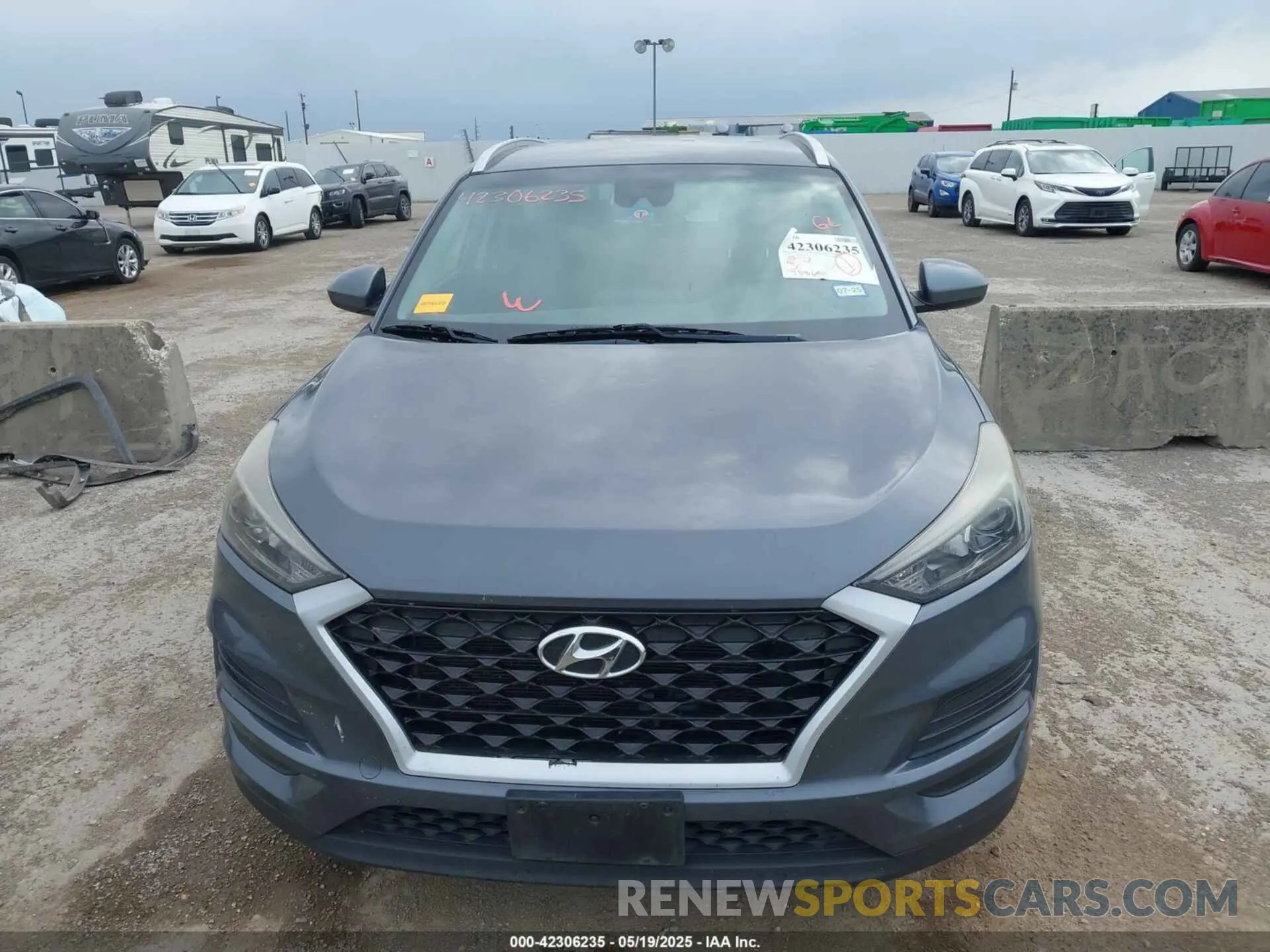 6 fotografías del automóvil dañado KM8J33A44KU978359 HYUNDAI TUCSON 2019